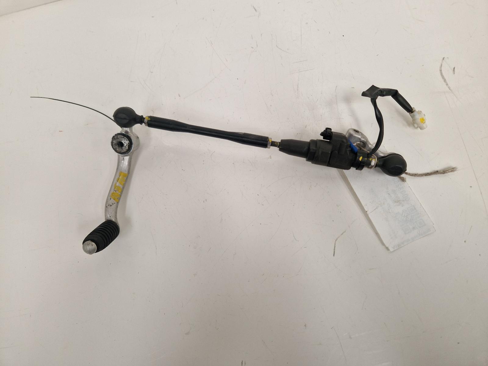 View Auto part Gear Linkage Yamaha Mt-10 2017