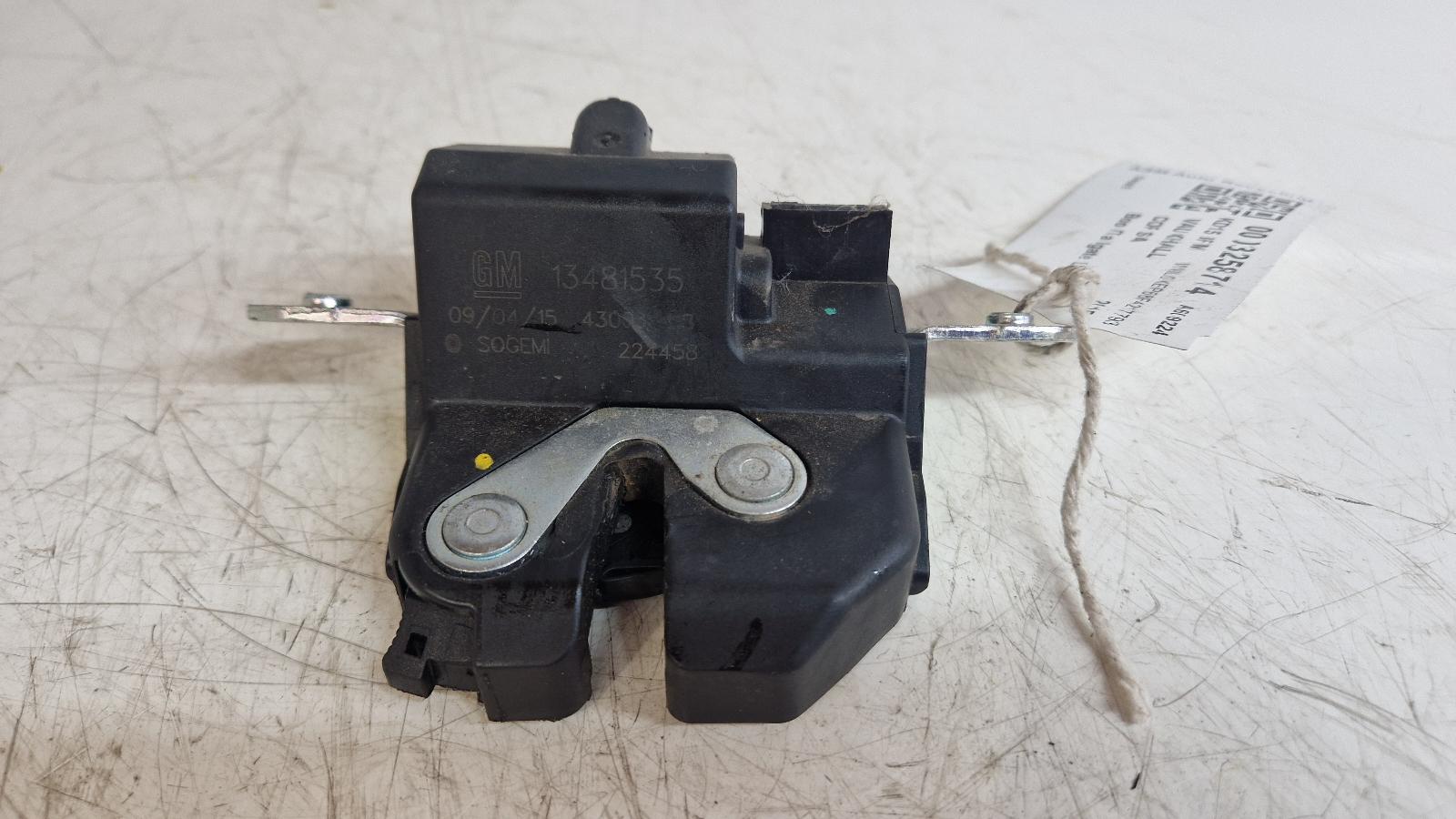 View Auto part Bootlid/Tailgate Lock Vauxhall Corsa 2015