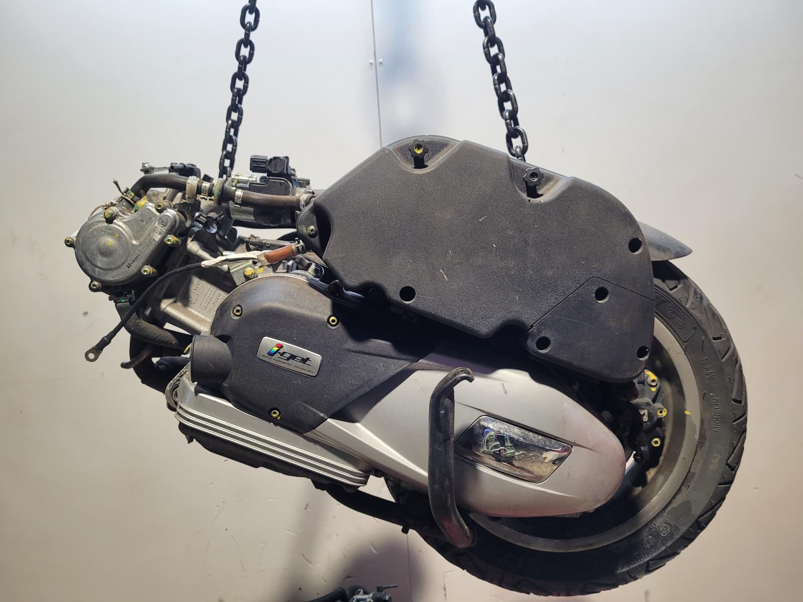 View Auto part Engine Piaggio Vespa Gts 125 2023
