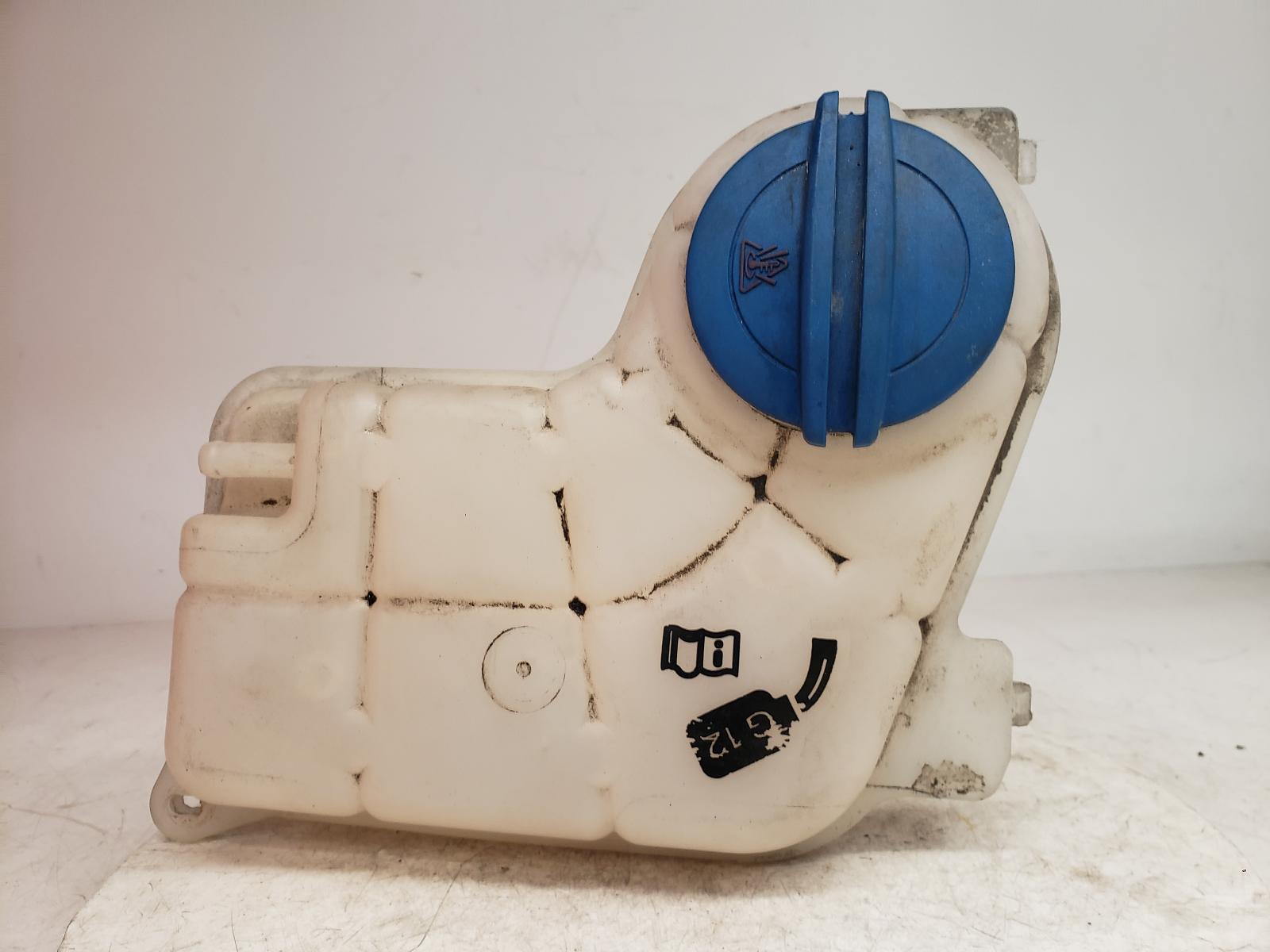 View Auto part Overflow Bottle Audi A4 2007