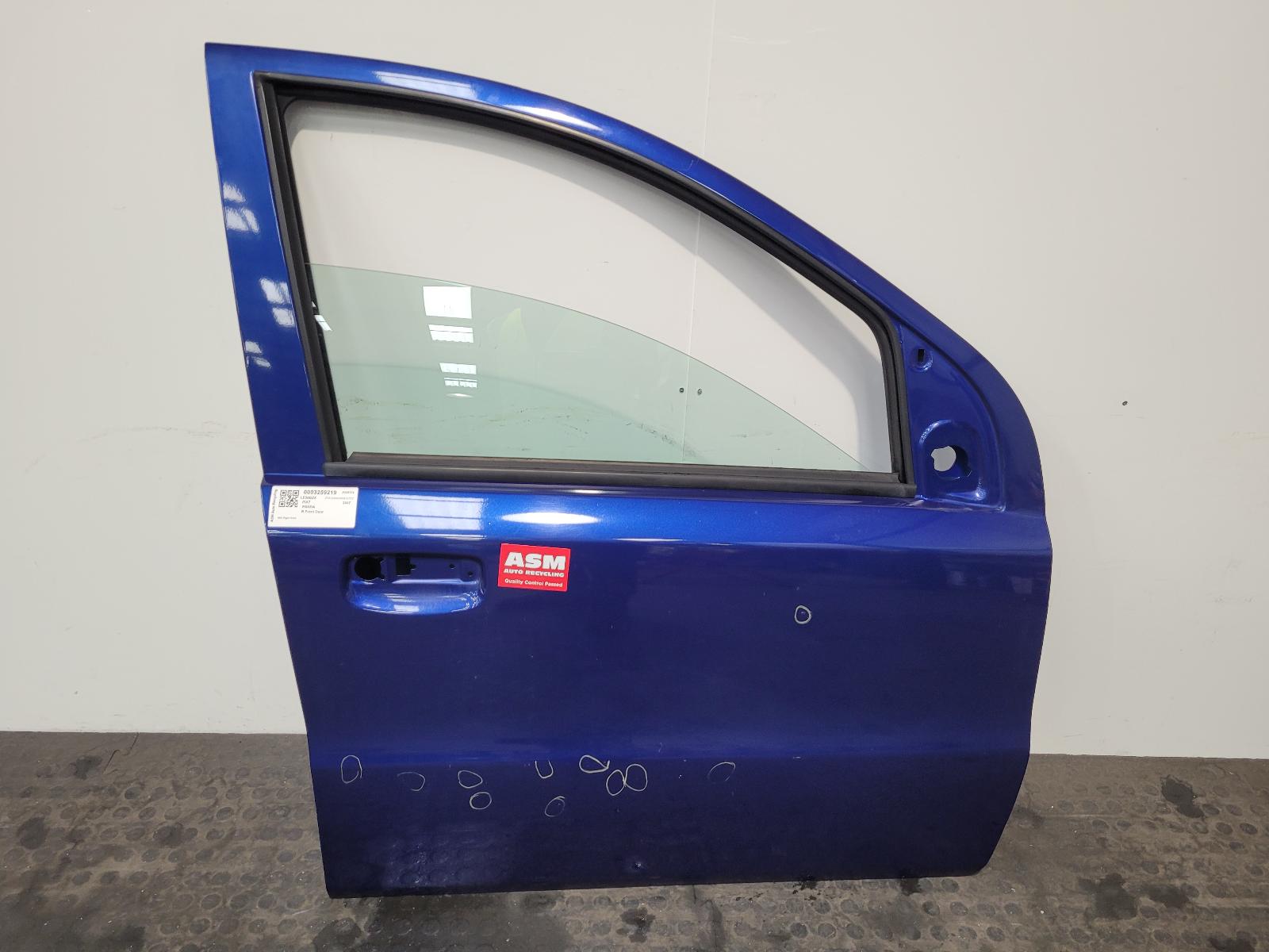 View Auto part R Front Door Fiat Panda 2007