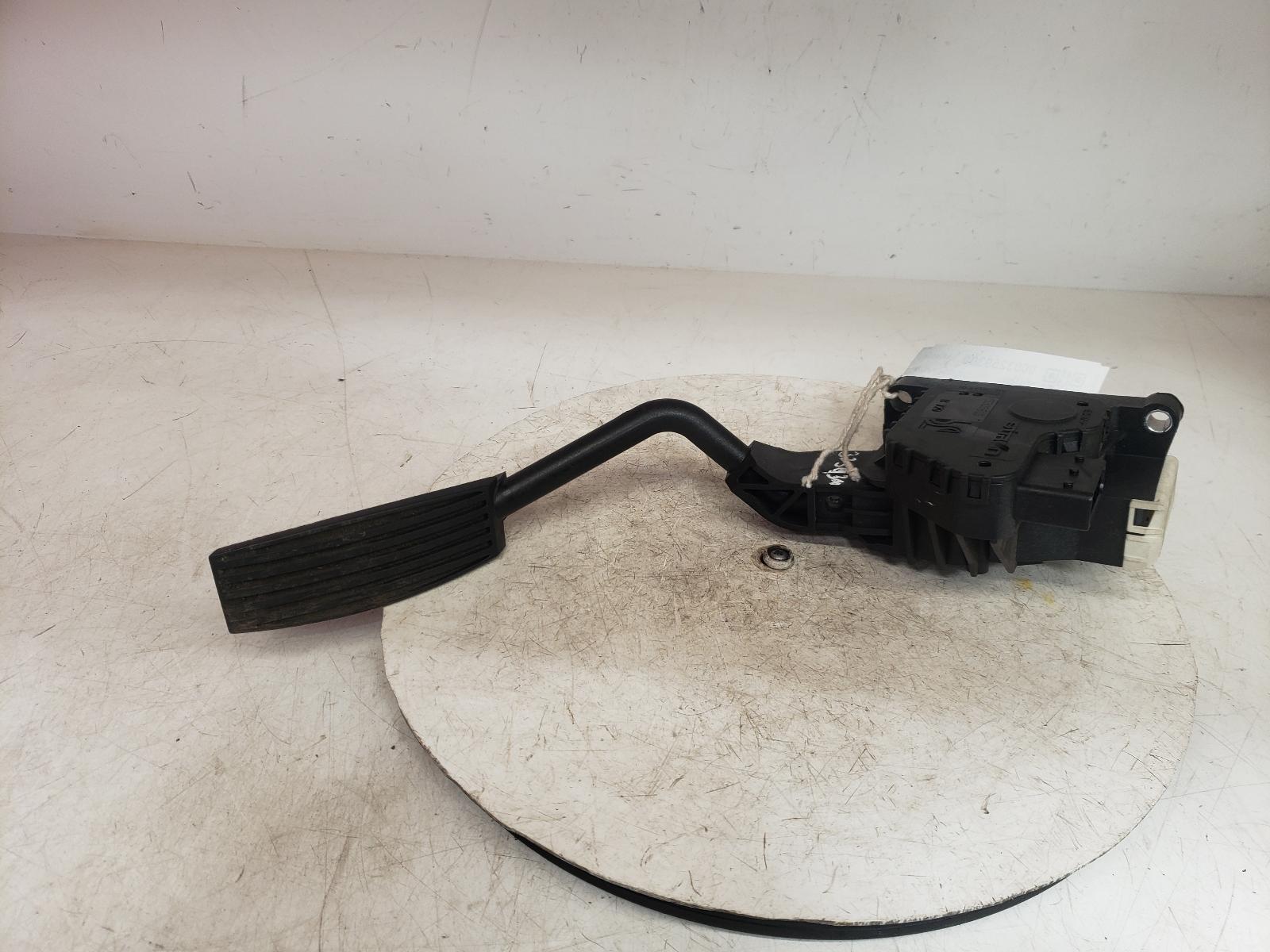 View Auto part Pedal Potentiometer Vauxhall Corsa 2011