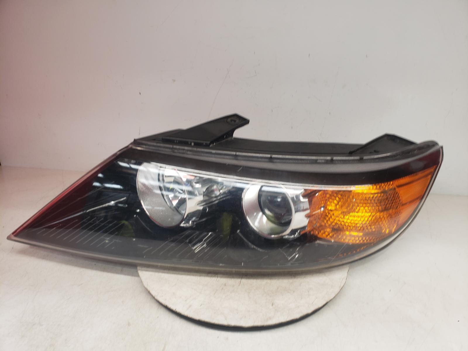 View Auto part L Headlamp Kia Sorento 2010