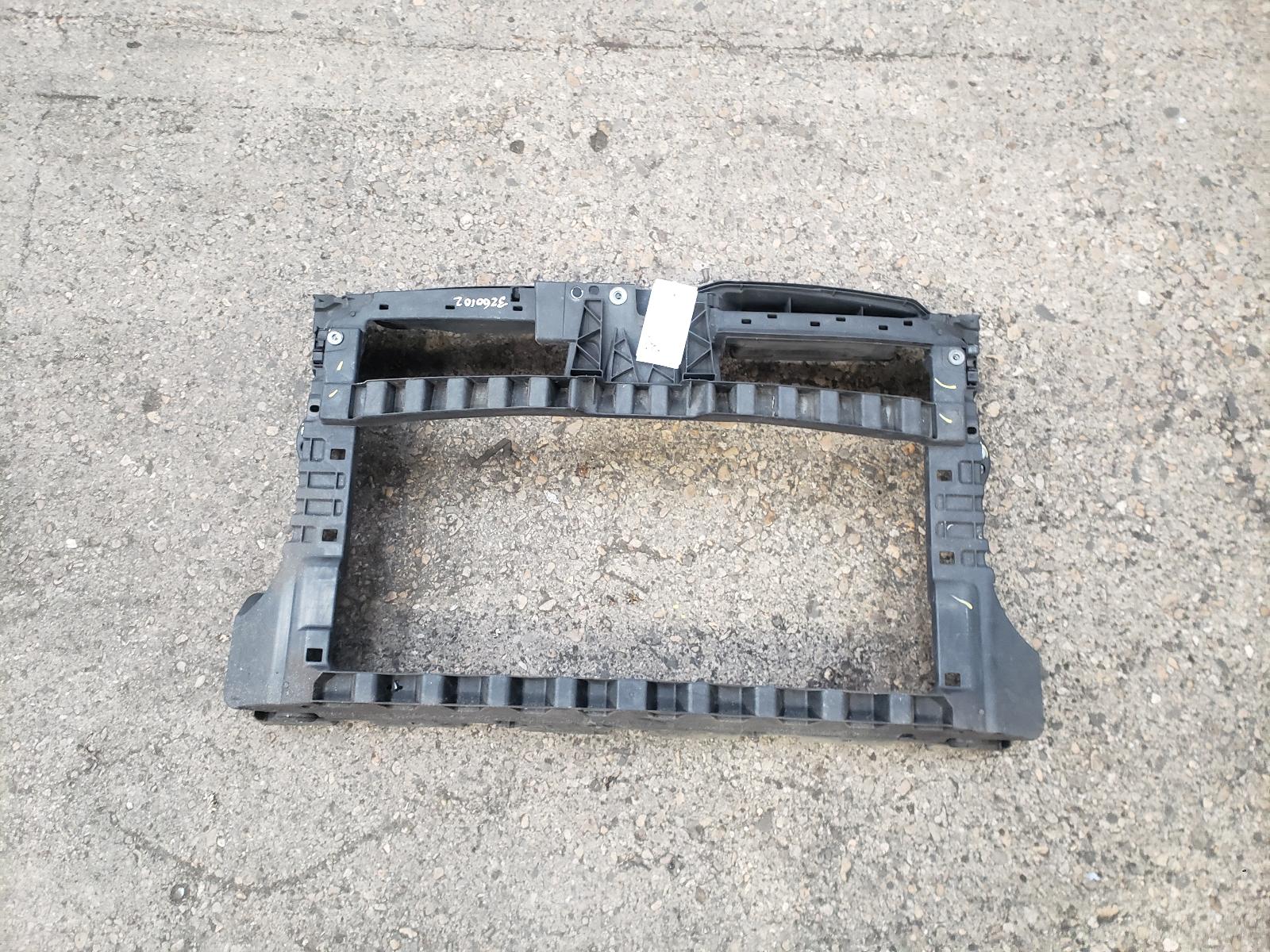 View Auto part Front Panel Volkswagen Golf 2009