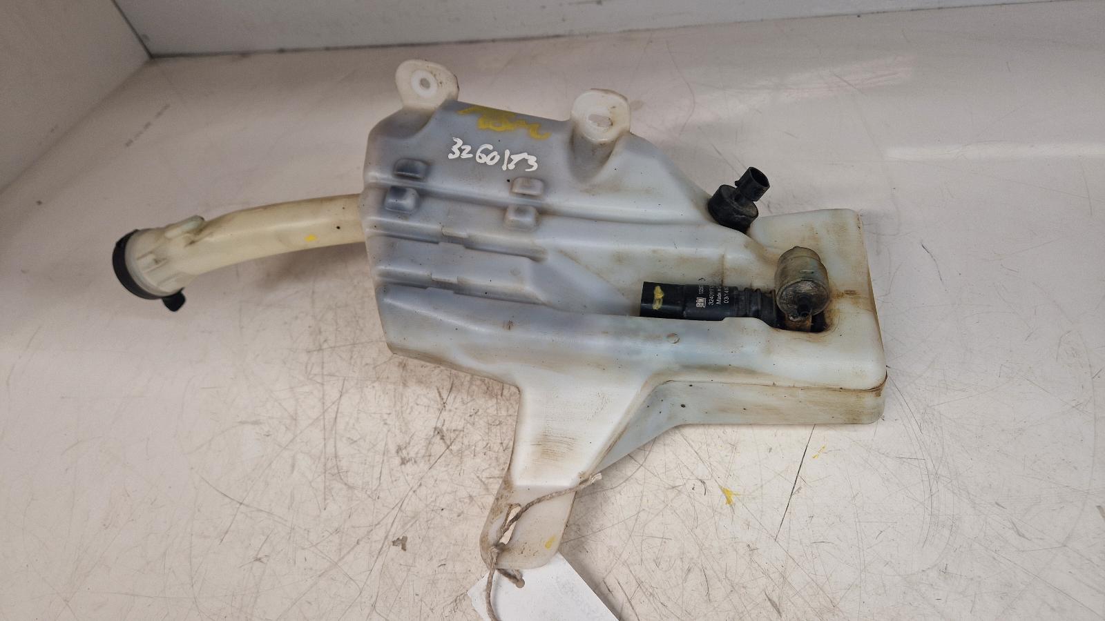 View Auto part Washer Bottle Vauxhall Insignia 2014