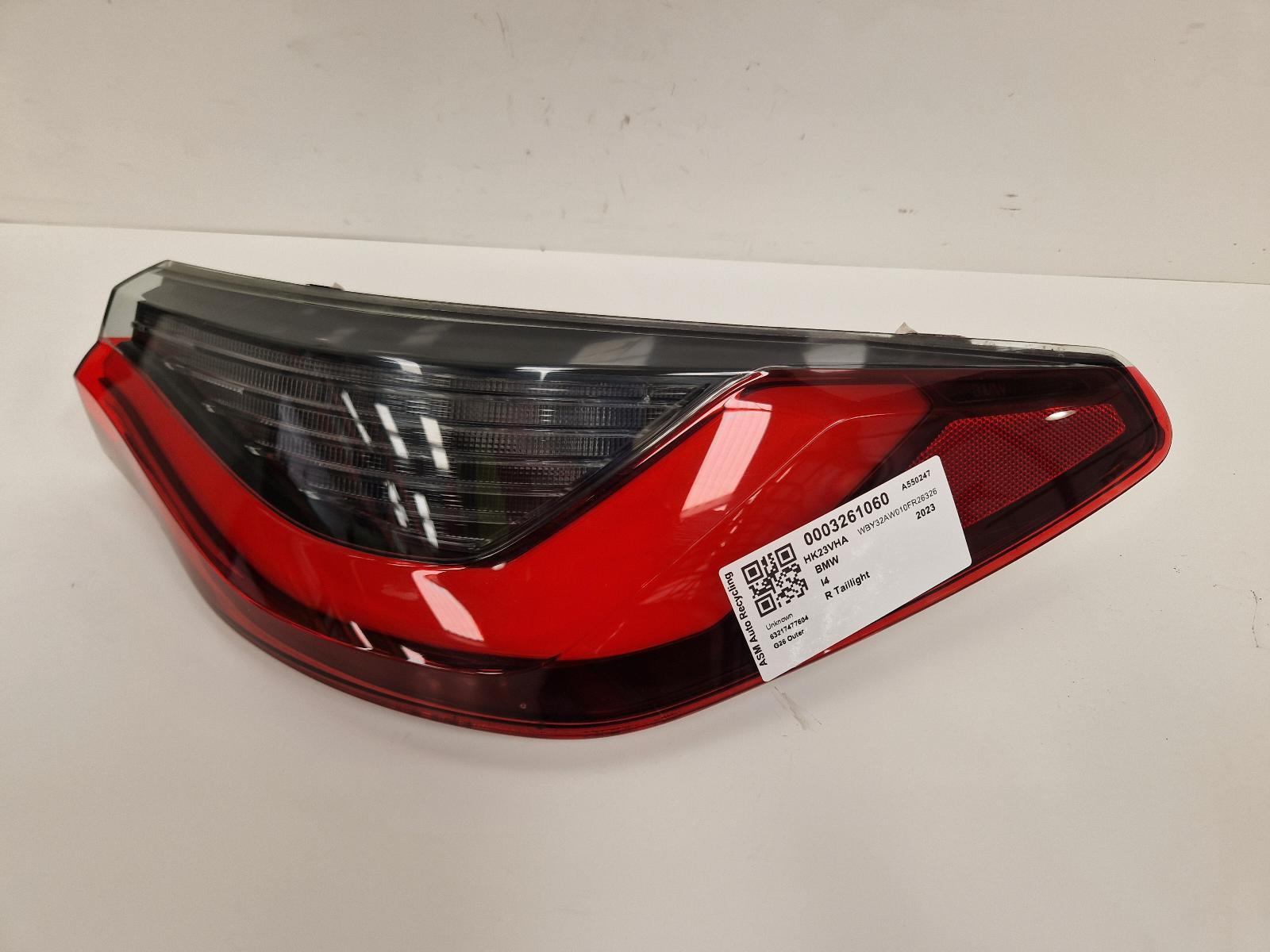 View Auto part R Taillight Bmw I4 2023