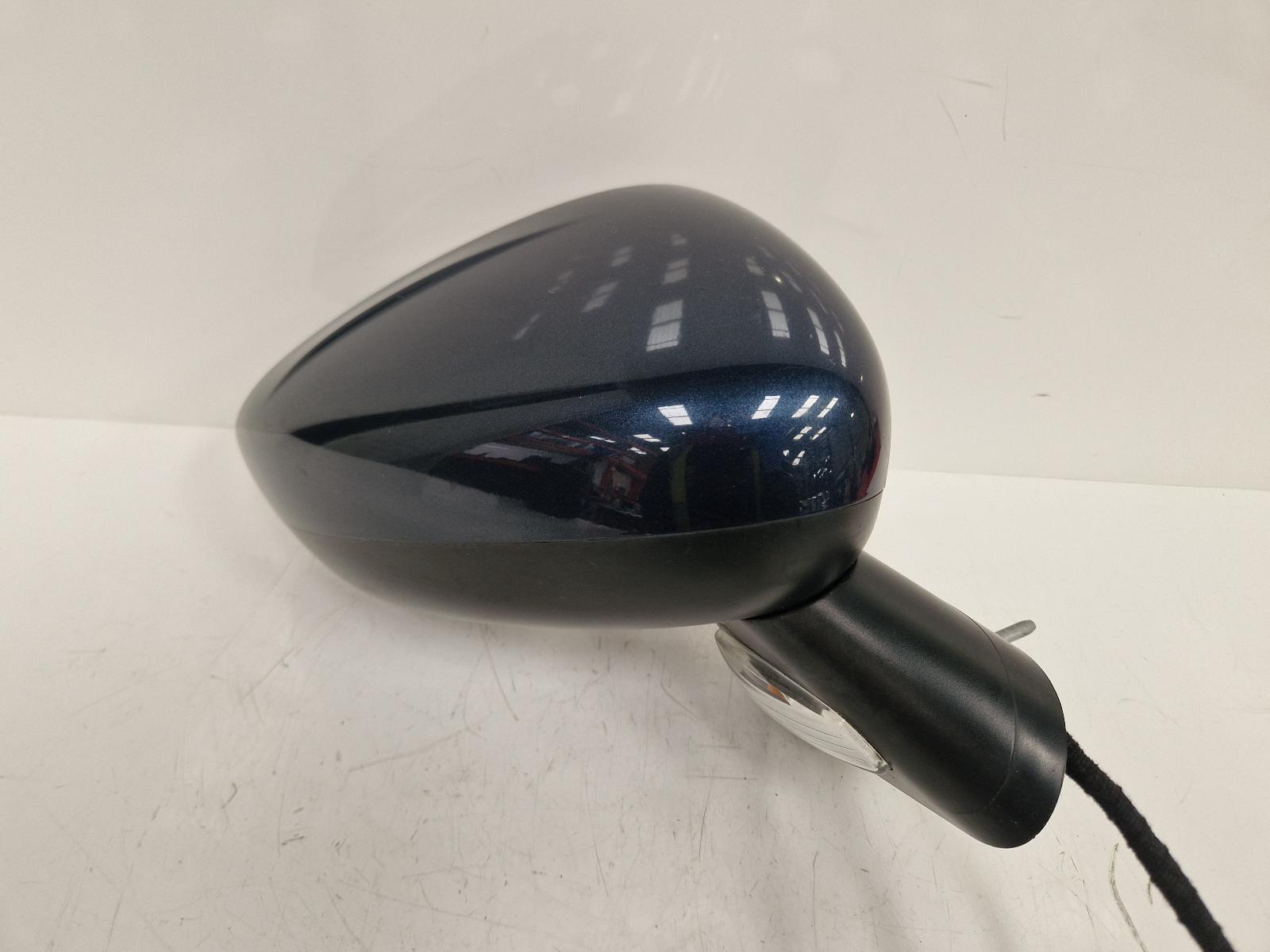 View Auto part R Door Mirror Citroen C4 2014