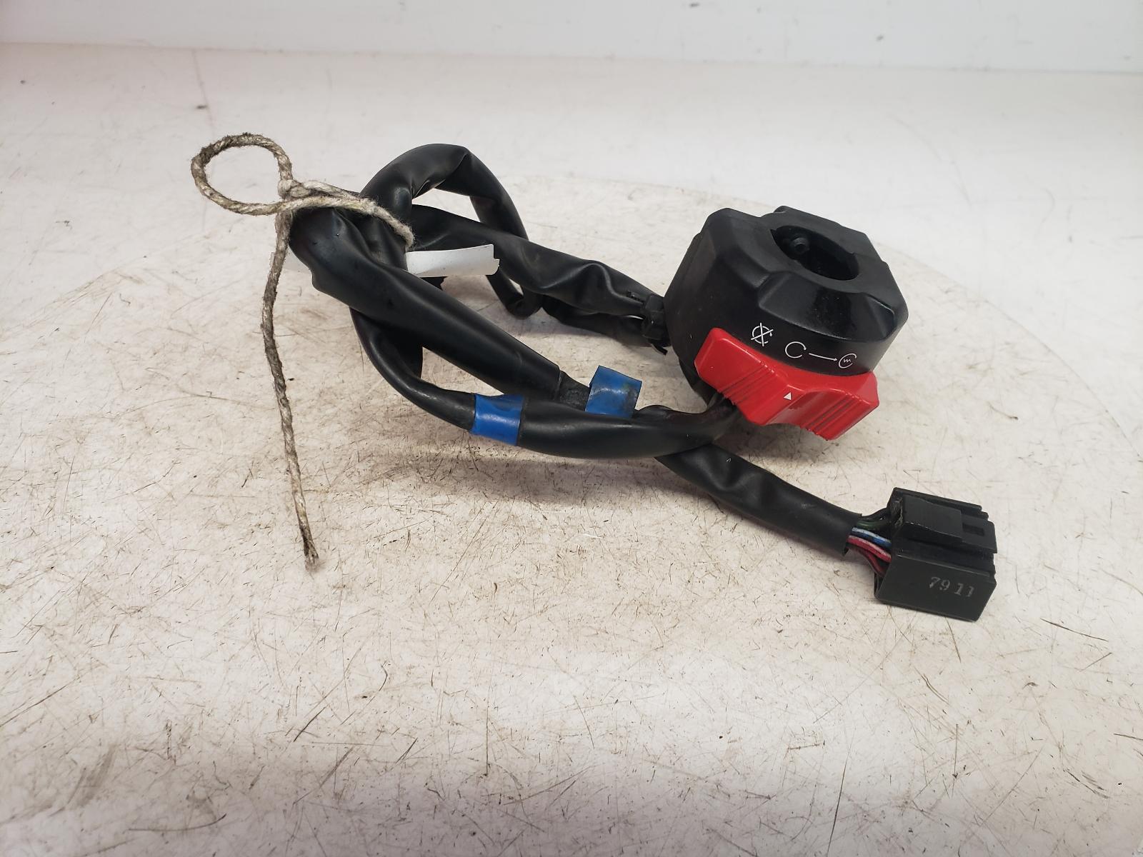 View Auto part RH Switch Gear Yamaha Tracer 700 2020