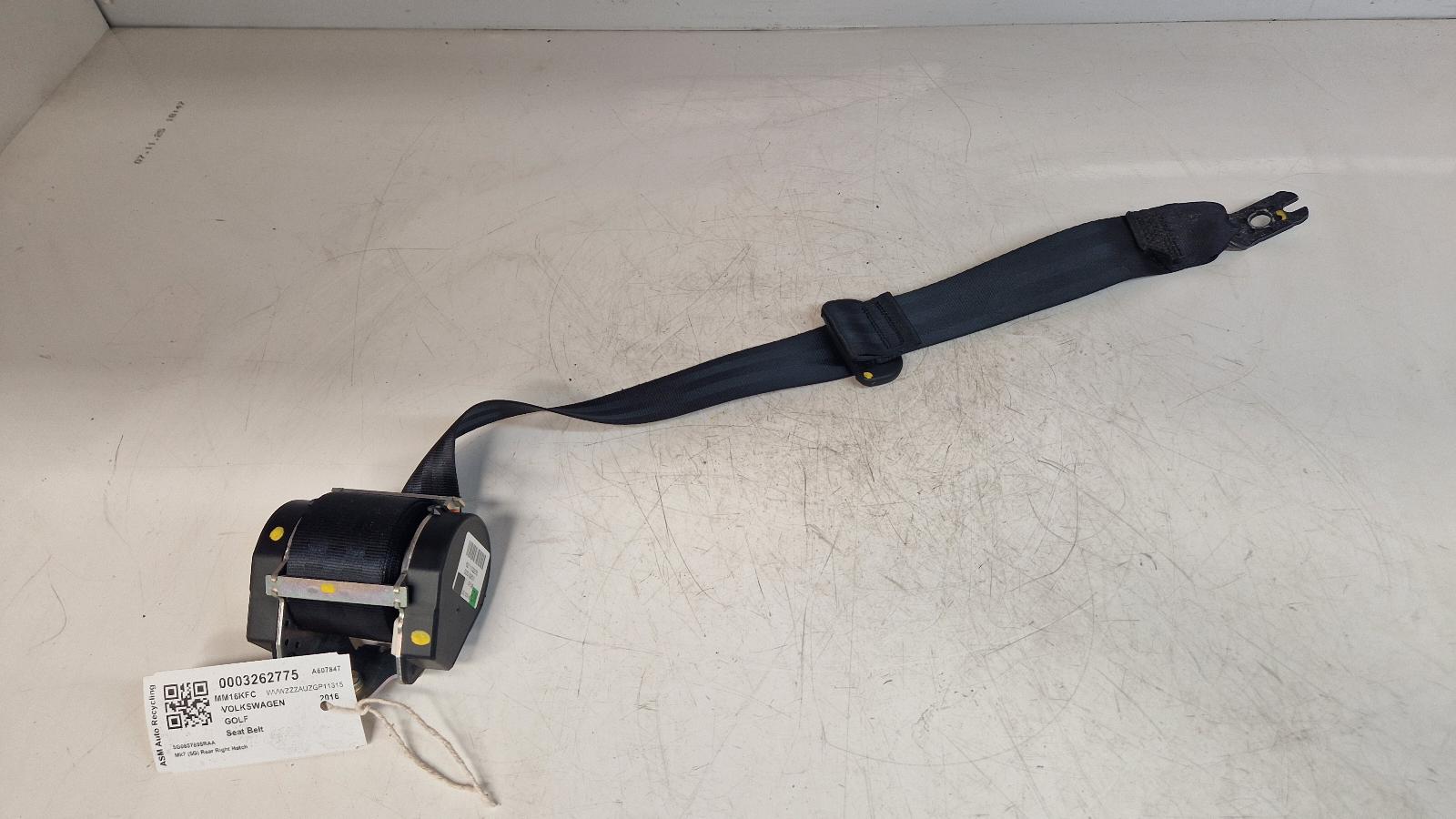 View Auto part Seat Belt Volkswagen Golf 2016