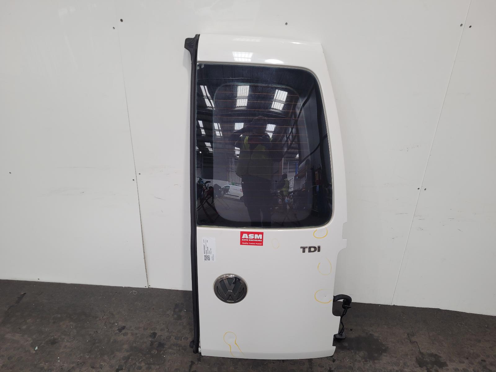 View Auto part R Rear Door Volkswagen Caddy 2006