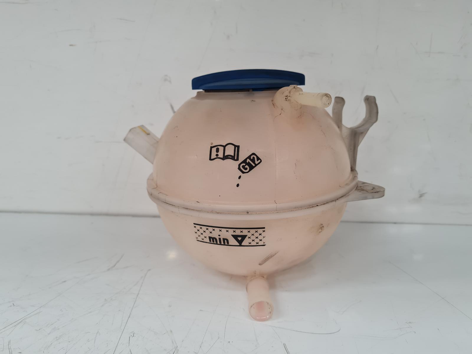 View Auto part Overflow Bottle Volkswagen Passat 2012