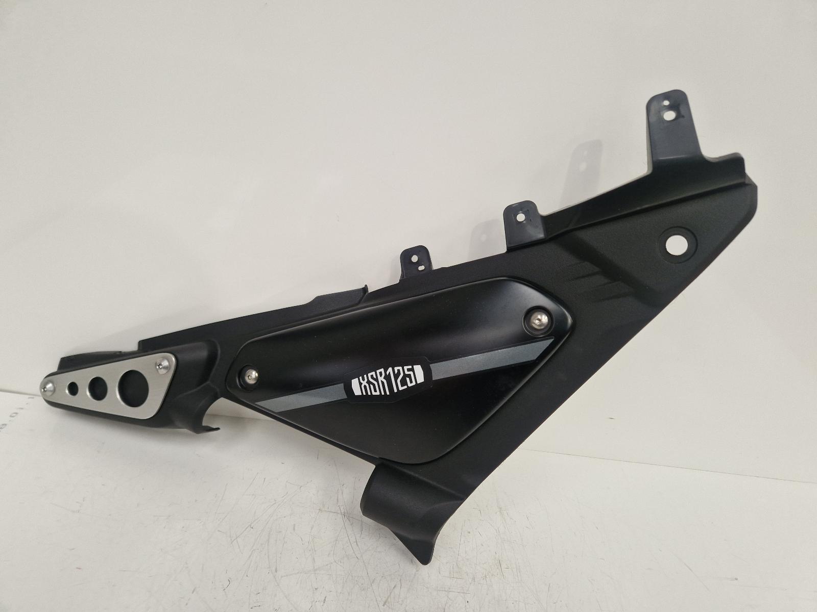 View Auto part Side Panel Right Yamaha Xsr125 2022