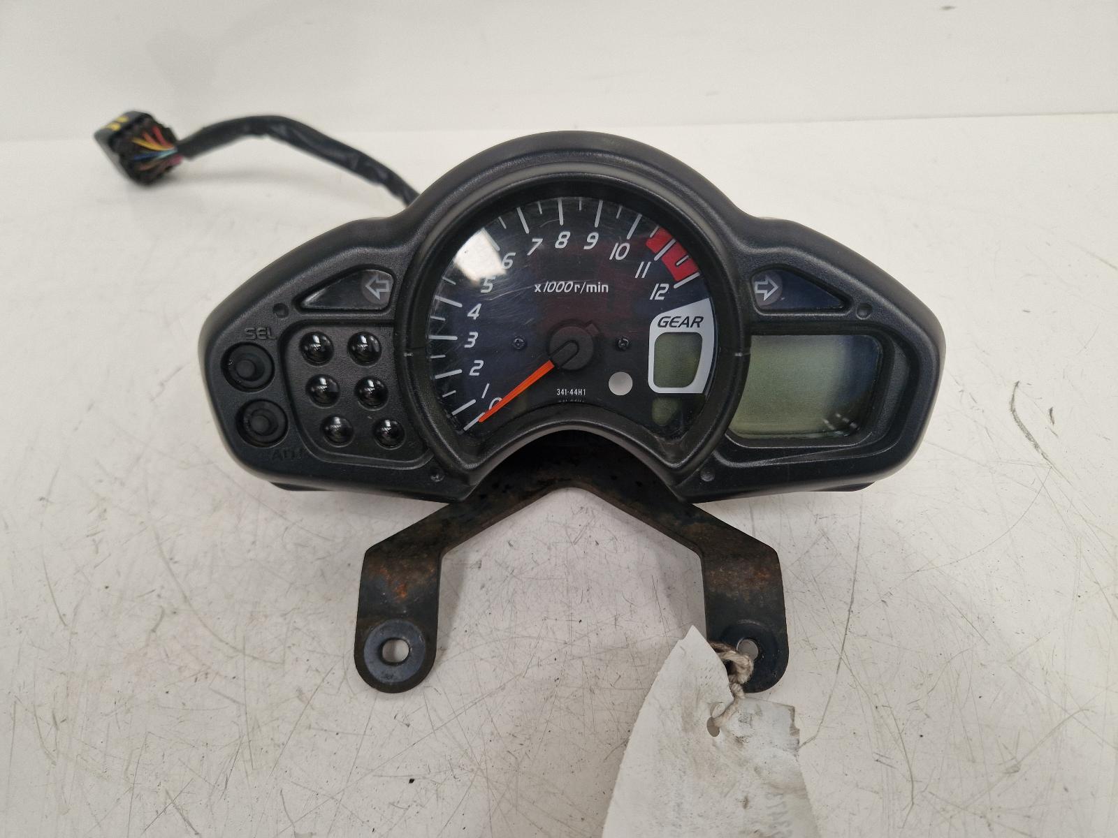 View Auto part Speedometer Suzuki Sfv 650 2009