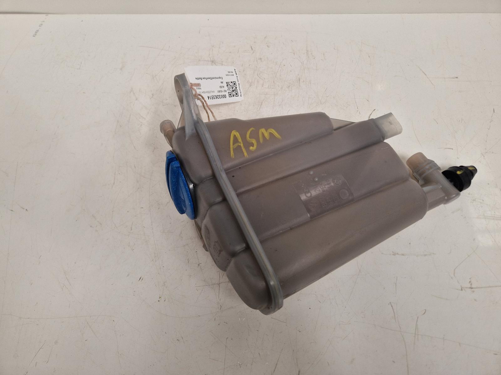 View Auto part Overflow Bottle Audi A4 2011