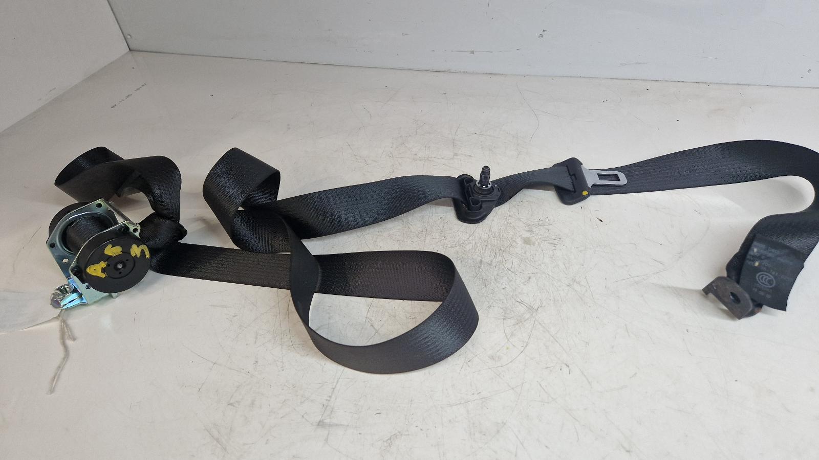 View Auto part Seat Belt Vauxhall Astra 2009
