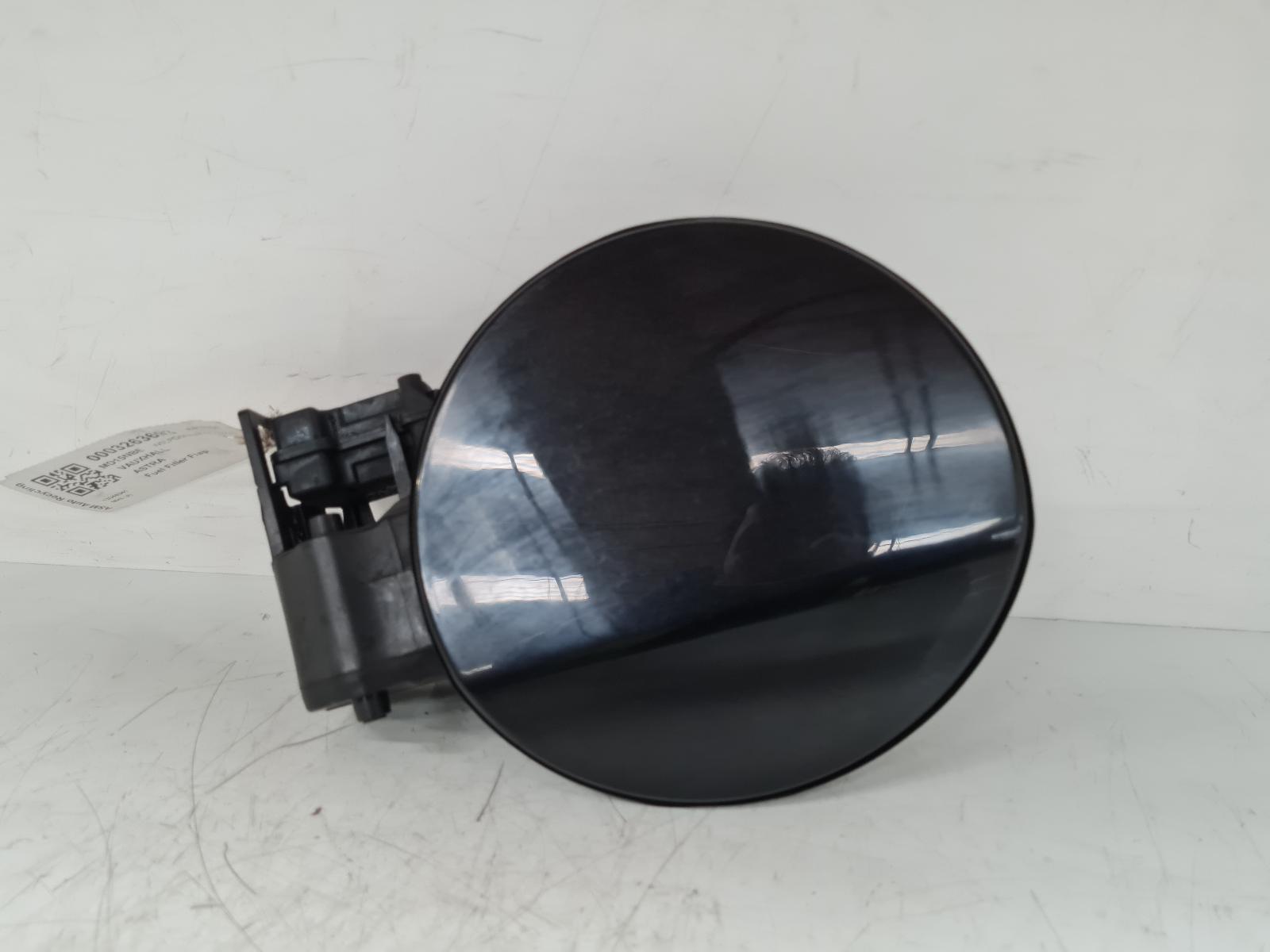 View Auto part Fuel Filler Flap Vauxhall Astra 2015