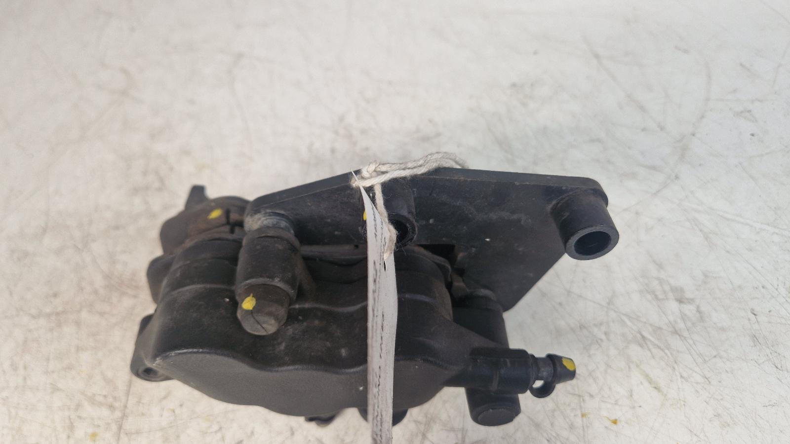 View Auto part Caliper Benelli Leoncino 125 E5 2022