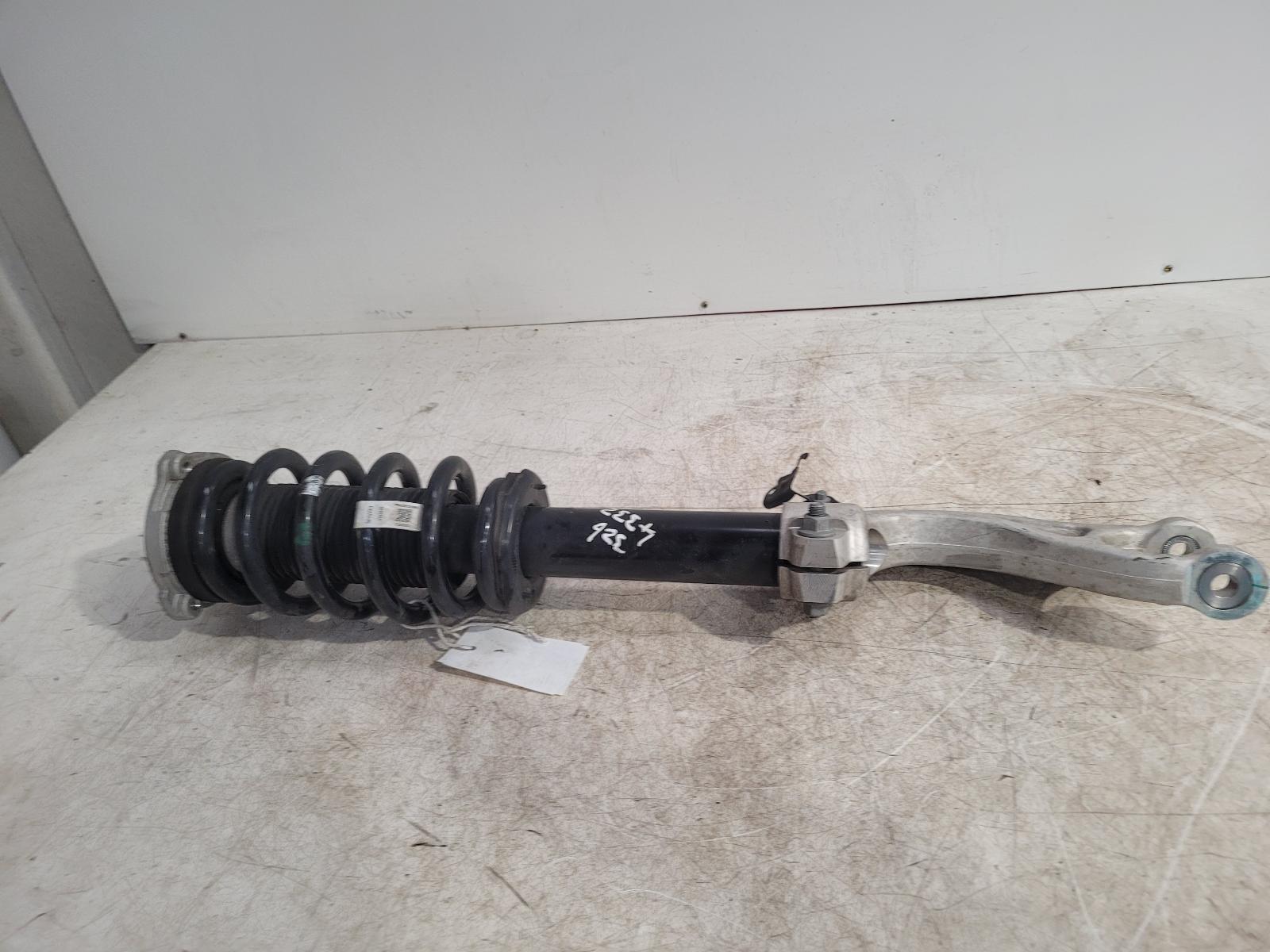 View Auto part RF Strut Polestar Polestar 4 2025