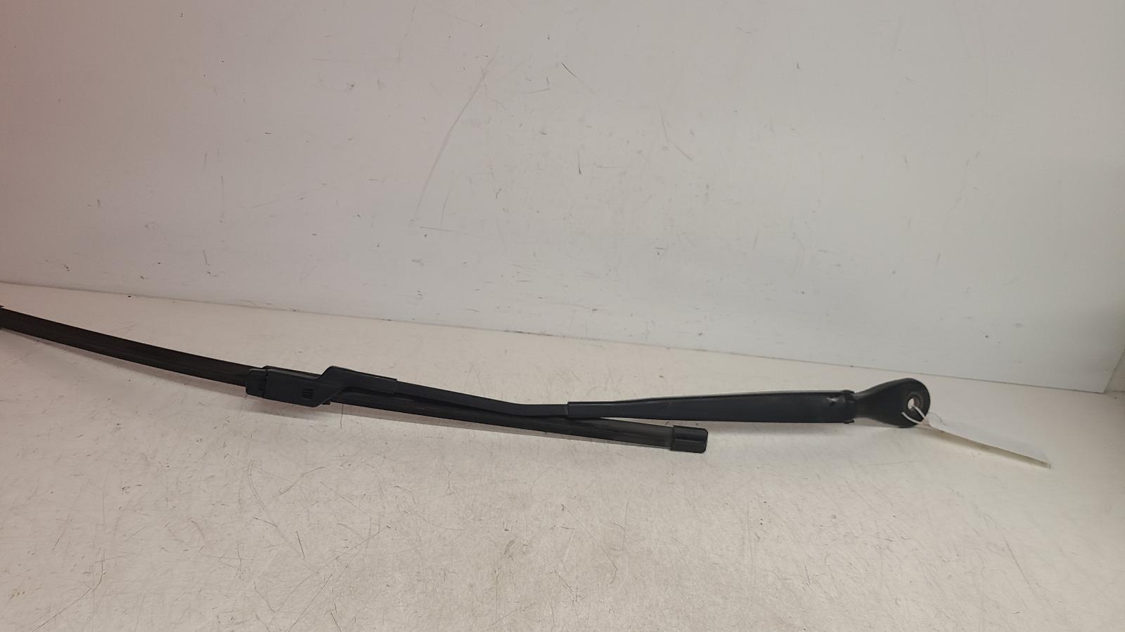View Auto part Wiper Arm Bmw 2 Series Gran Tourer 2016