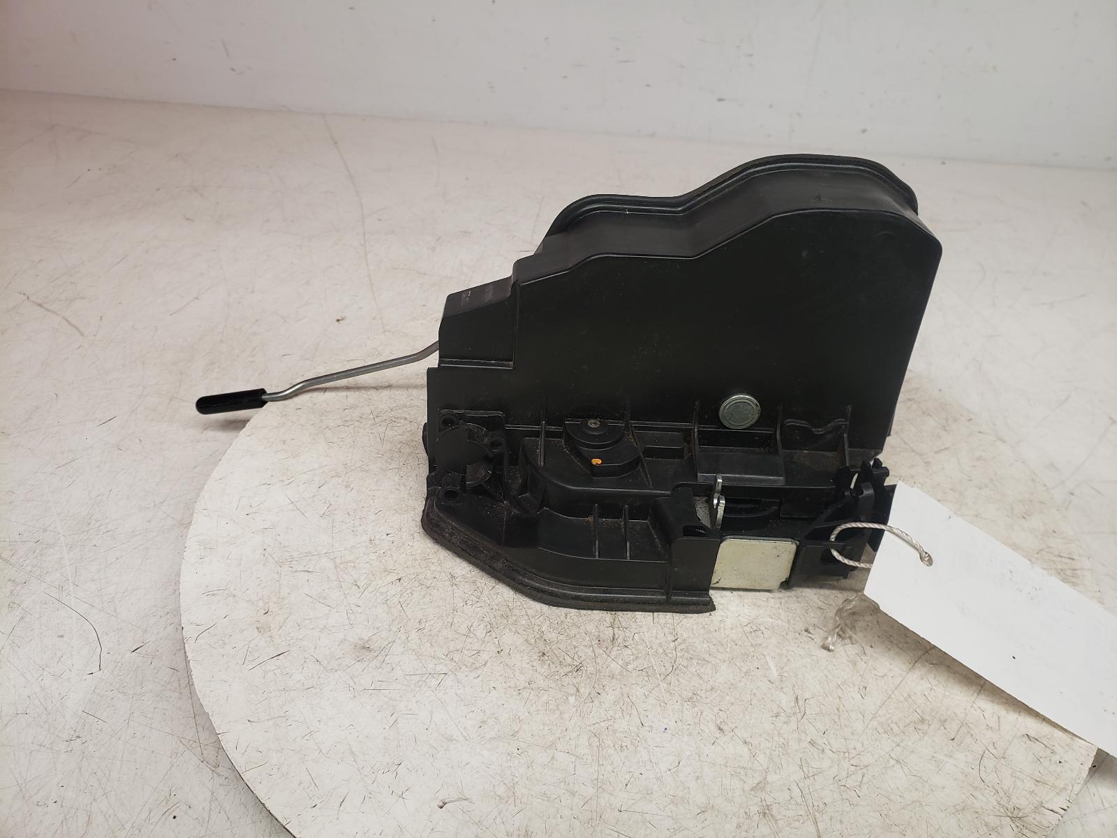 View Auto part Door Lock Assembly Bmw 1 Series 2014