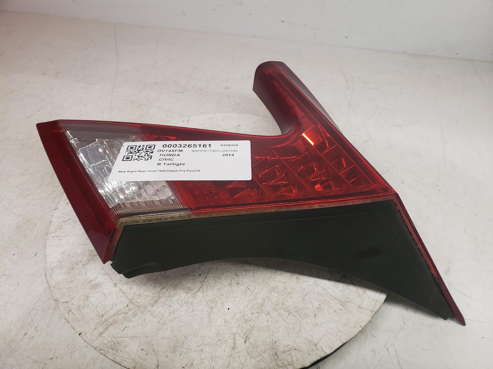 View Auto part R Taillight Honda Civic 2014