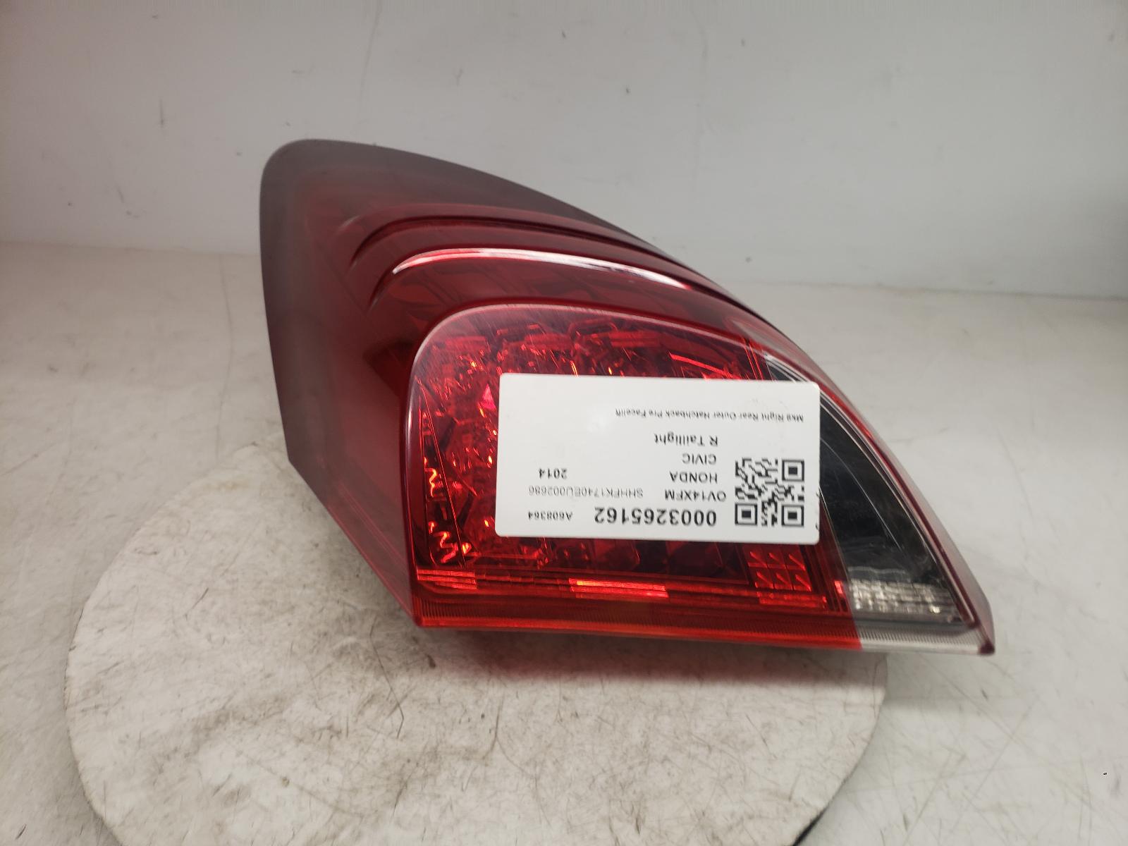 View Auto part R Taillight Honda Civic 2014