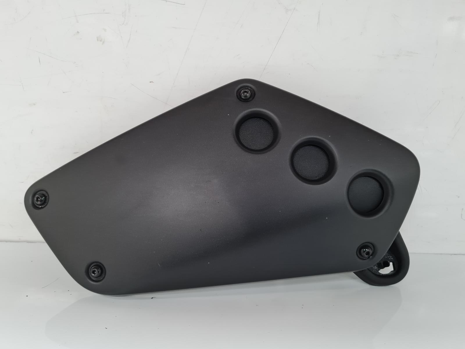 View Auto part Side Panel Left Yamaha Xsr700 2017