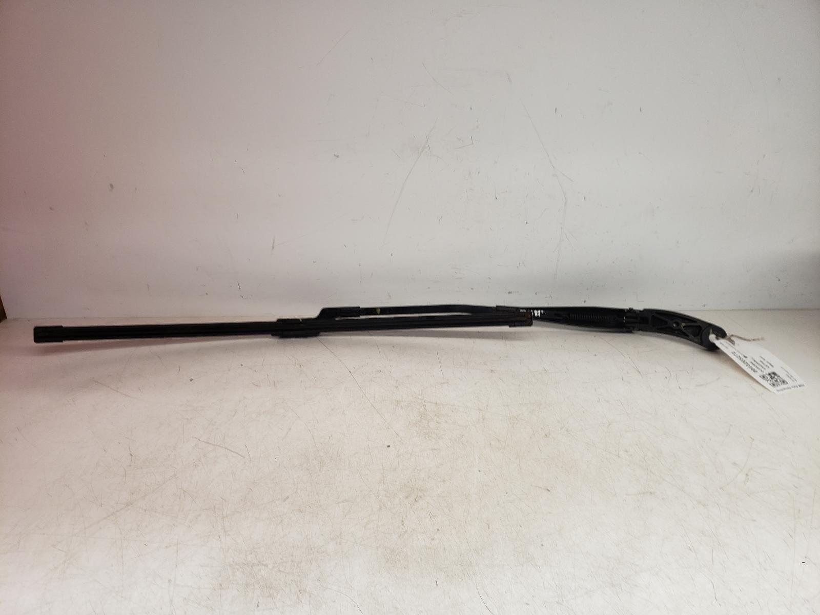 View Auto part Wiper Arm Vauxhall Astra 2015
