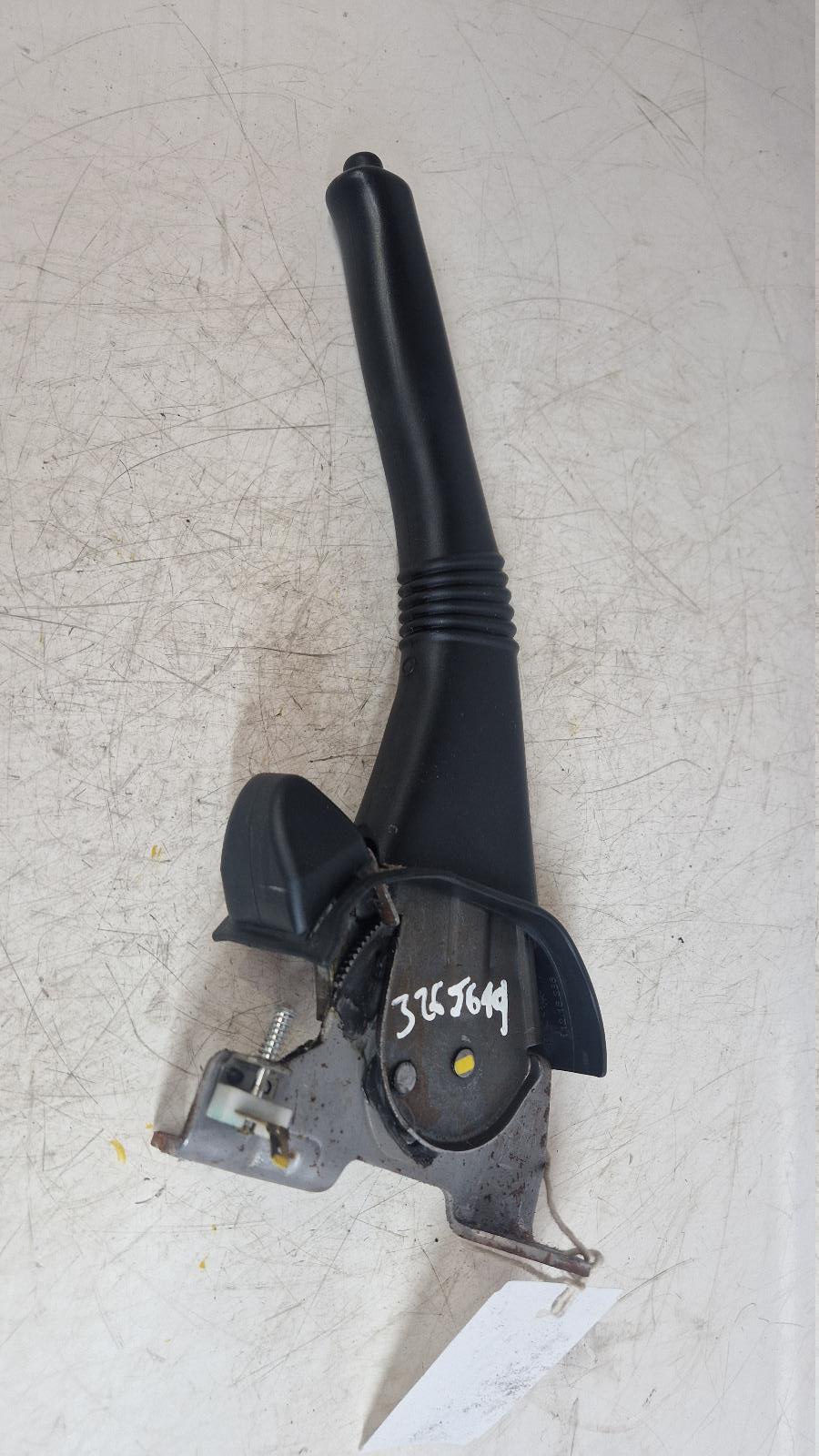 View Auto part Handbrake Lever/Button/Assembly Dacia Logan 2015