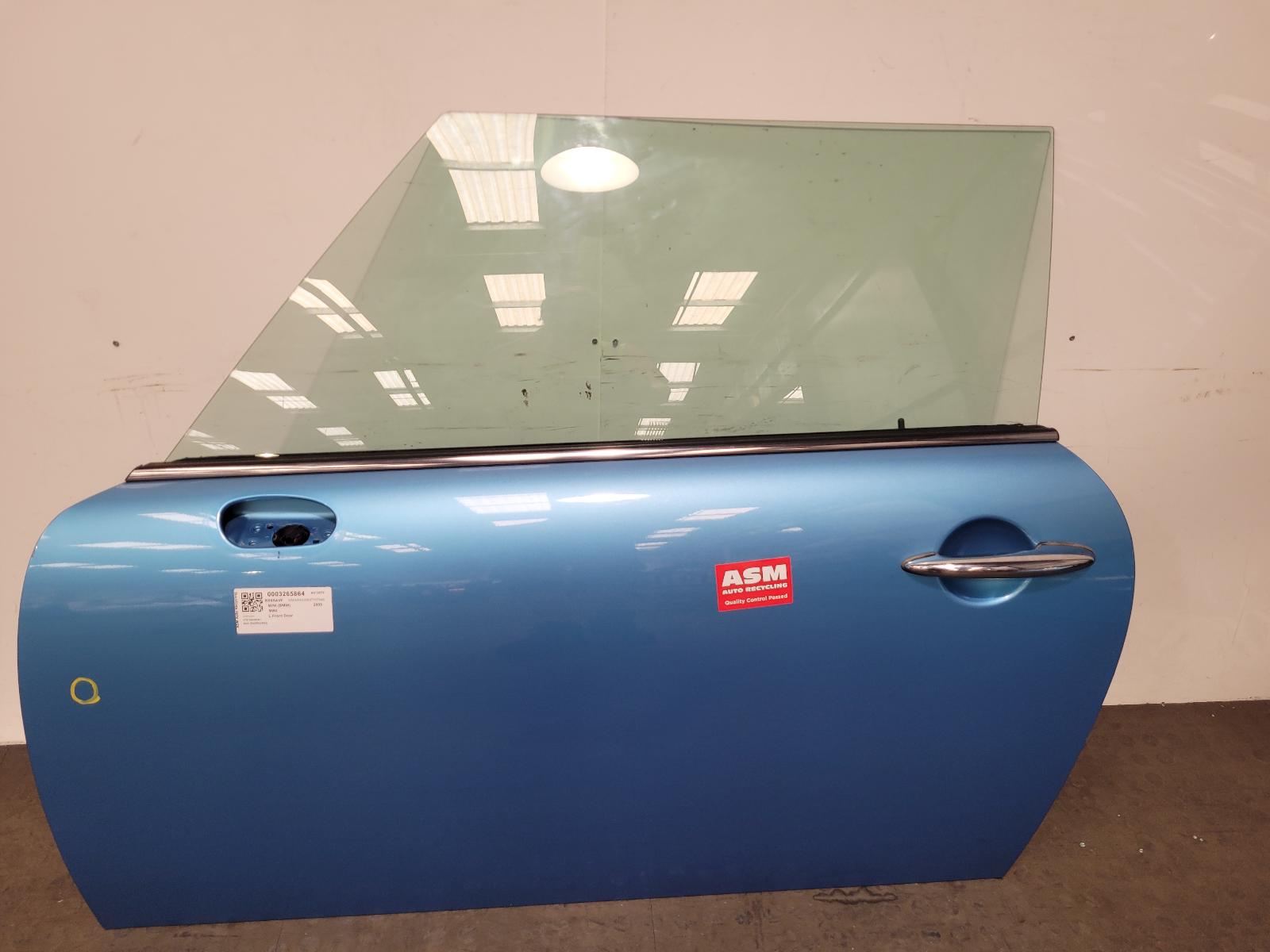 View Auto part L Front Door Mini (bmw) Mini 2005