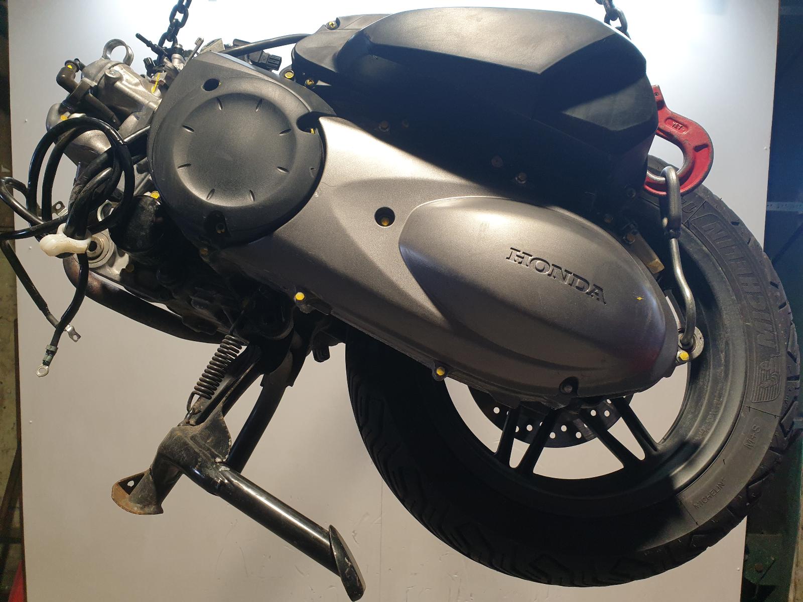 View Auto part Engine Honda Nss 300 Forza 2019