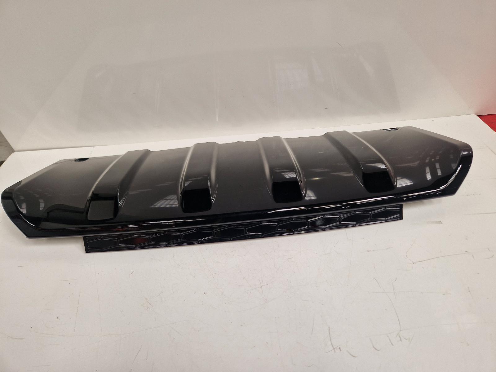 View Auto part Trim Panel Land Rover Discovery Sport 2017