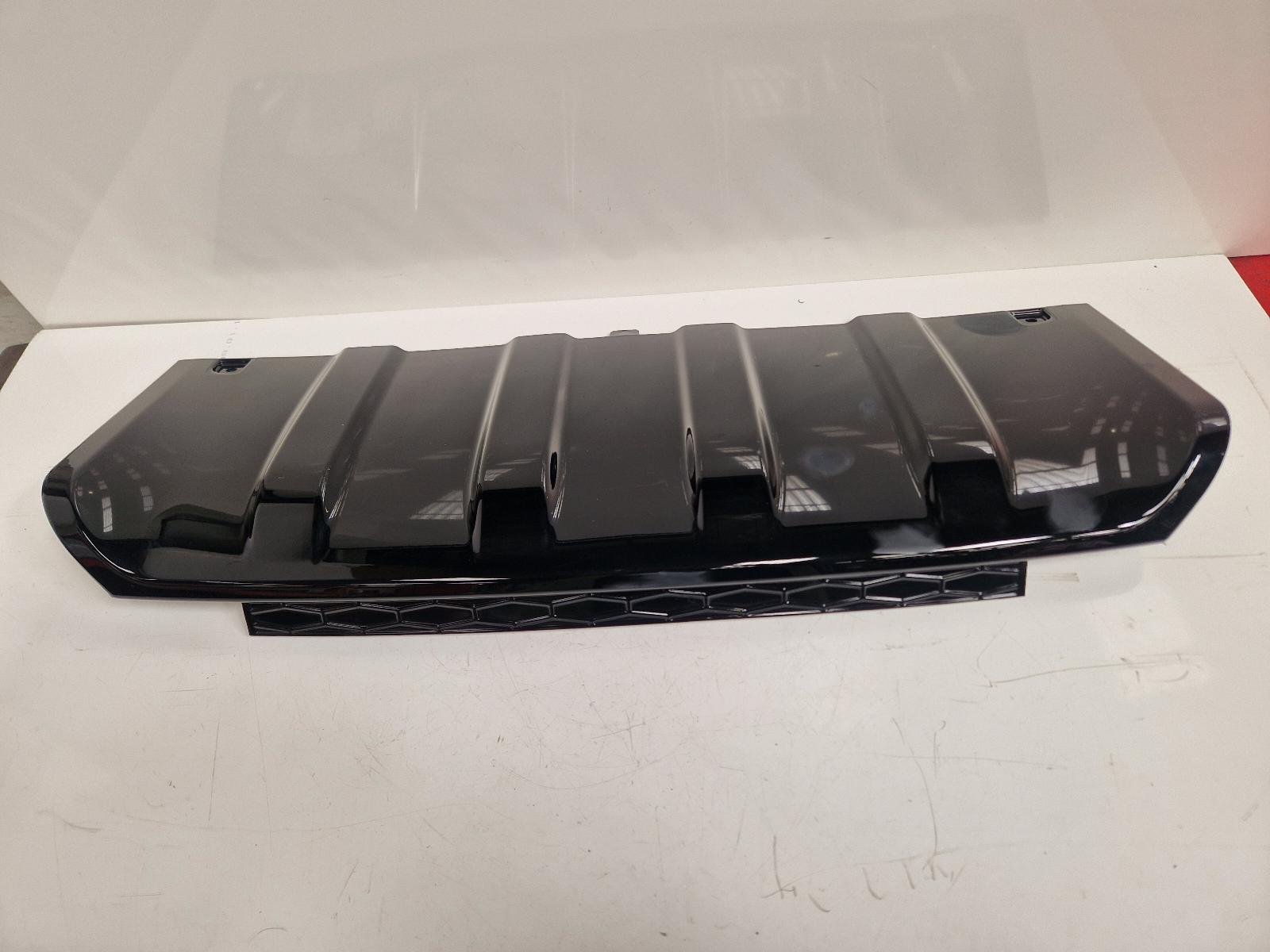 View Auto part Trim Panel Land Rover Discovery Sport 2017