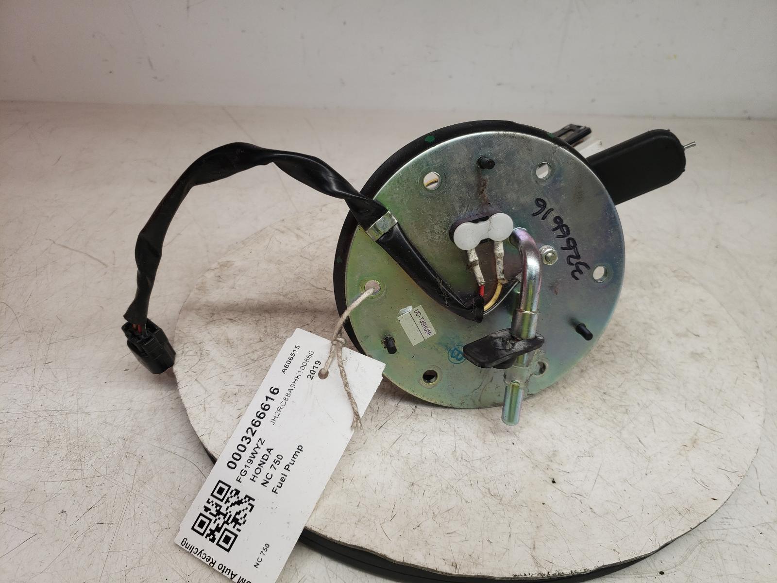 View Auto part Fuel Pump Honda Nc 750 2019