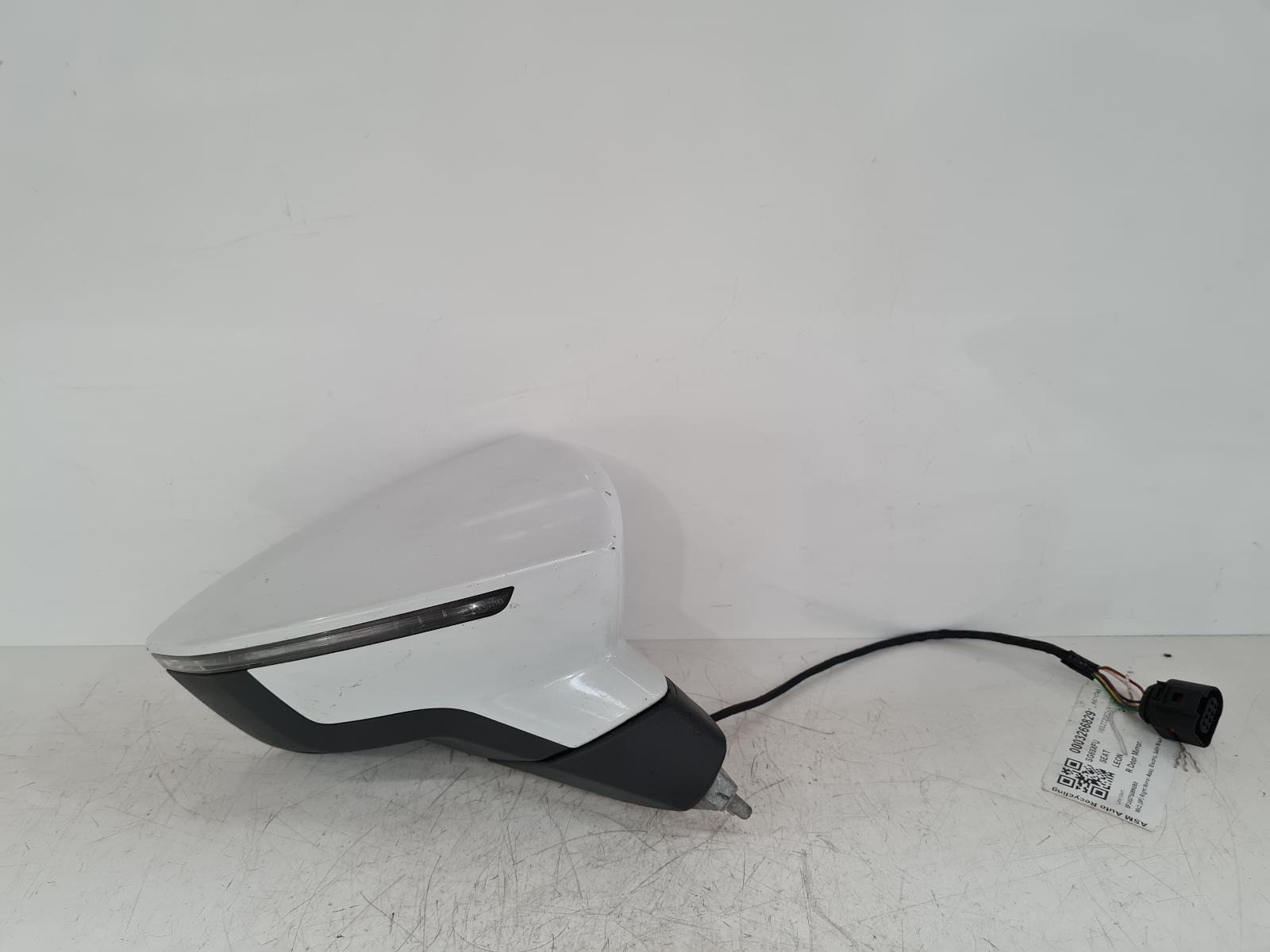View Auto part R Door Mirror Seat Leon 2019