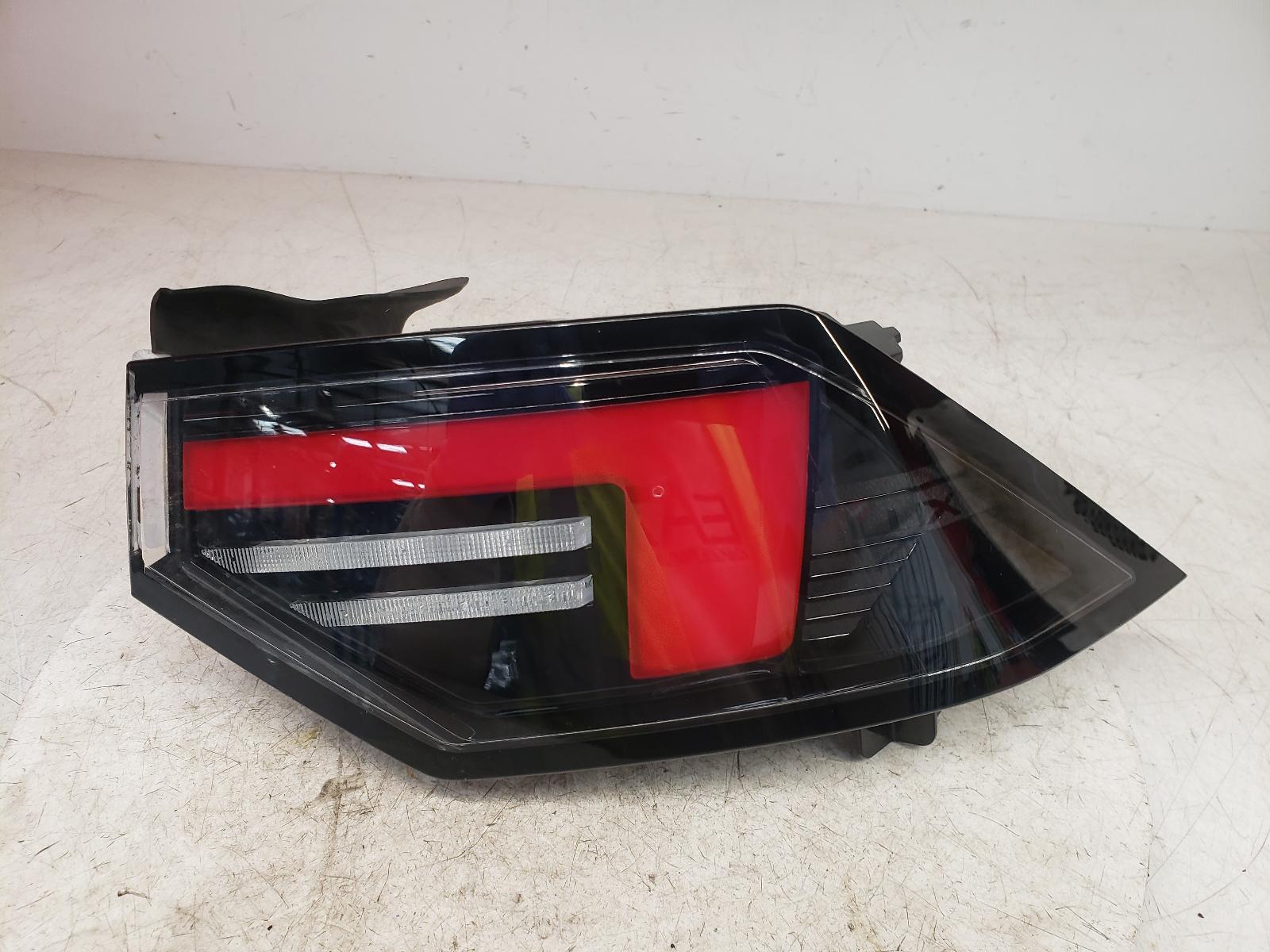 View Auto part R Taillight Vauxhall Astra 2025