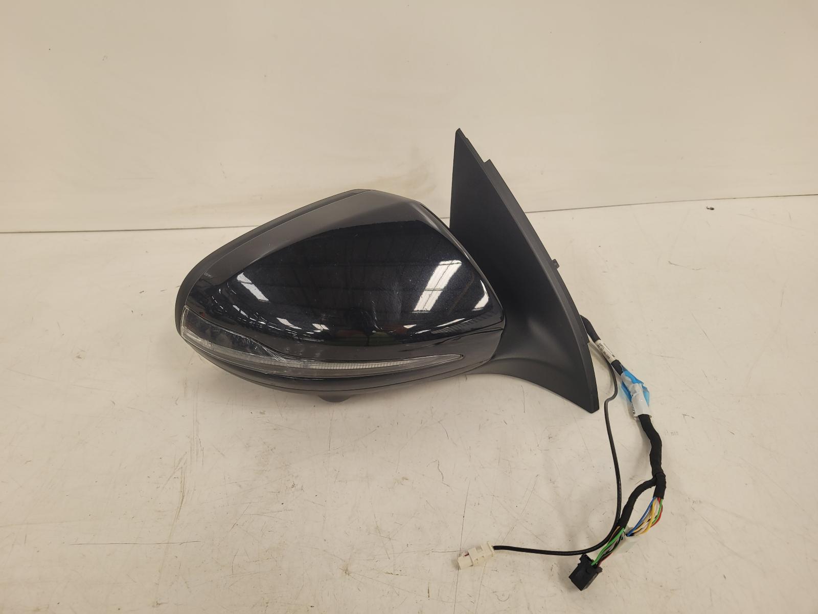 View Auto part R Door Mirror Mercedes Gla Class 2024