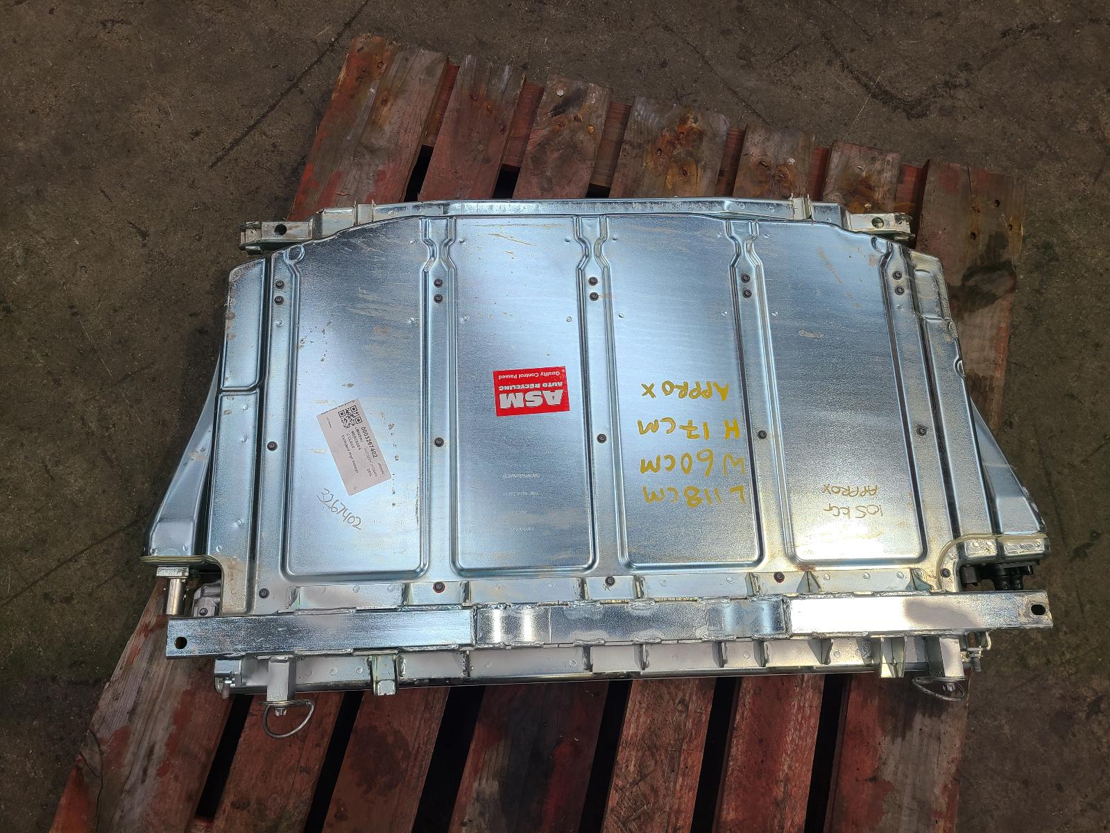 View Auto part Hybrid Battery Cell Mercedes C Class 2016