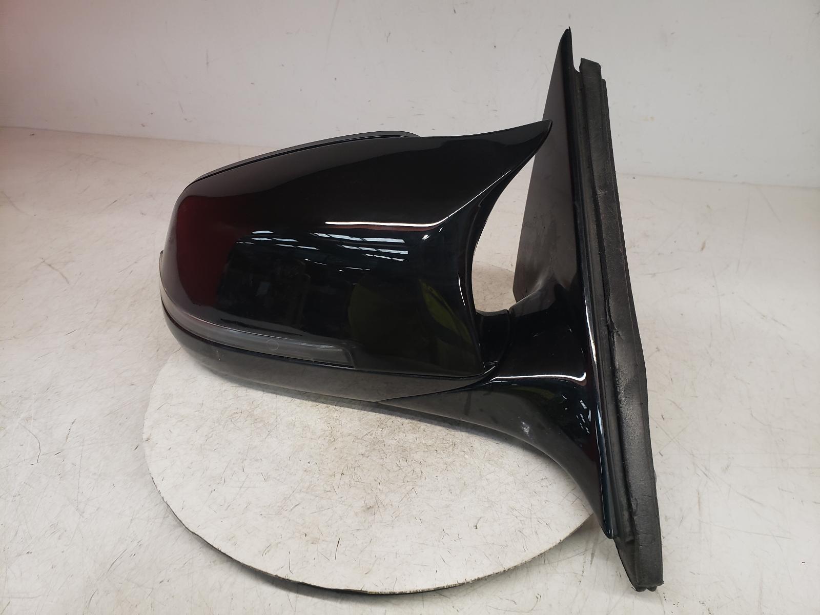 View Auto part R Door Mirror Bmw 5 Series 2015