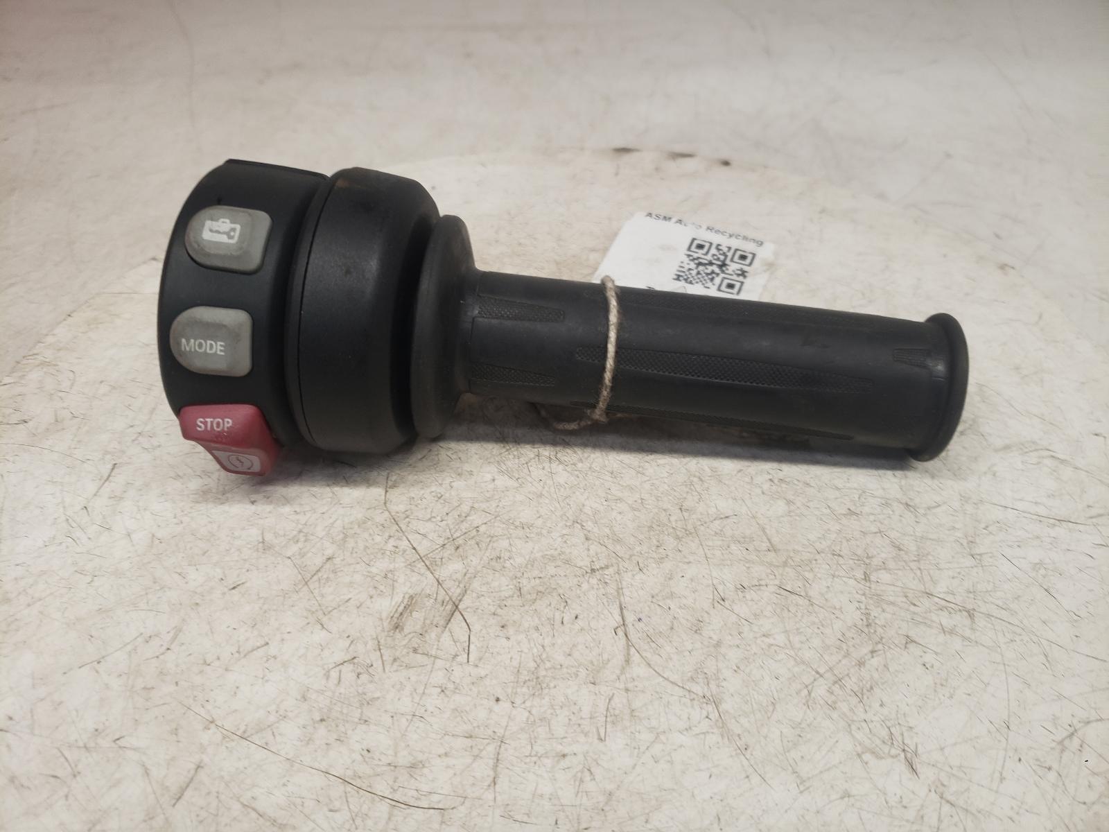 View Auto part RH Switch Gear Bmw K1600gt 2018
