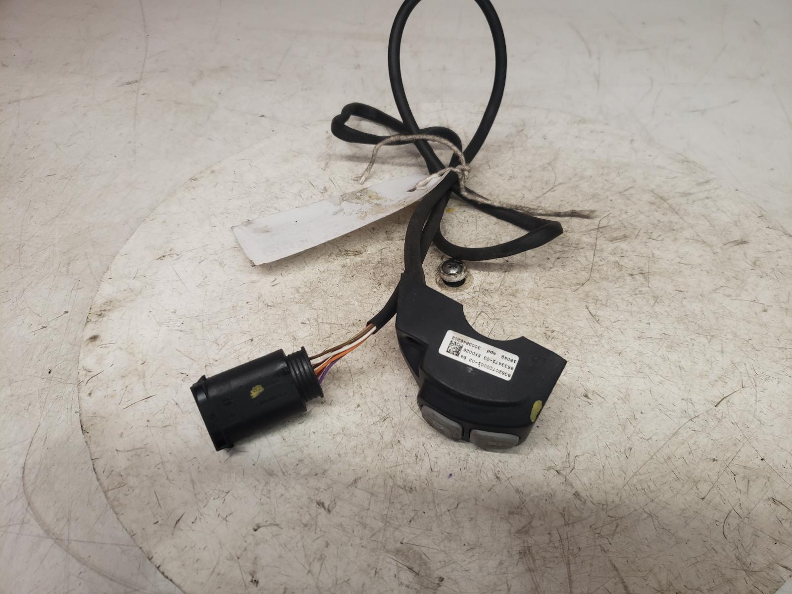 View Auto part Misc Switch Bmw K1600gt 2018