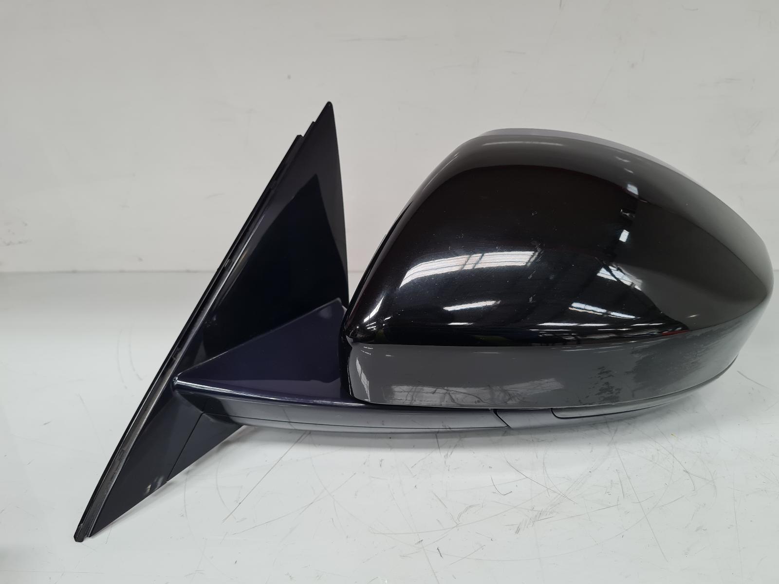 View Auto part L Door Mirror Land Rover Range Rover Evoque 2020