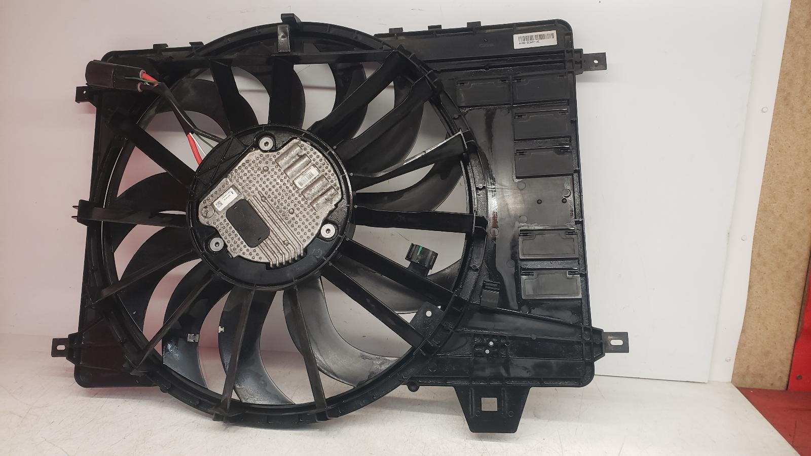 View Auto part Engine Cooling Motor Land Rover Discovery Sport 2018