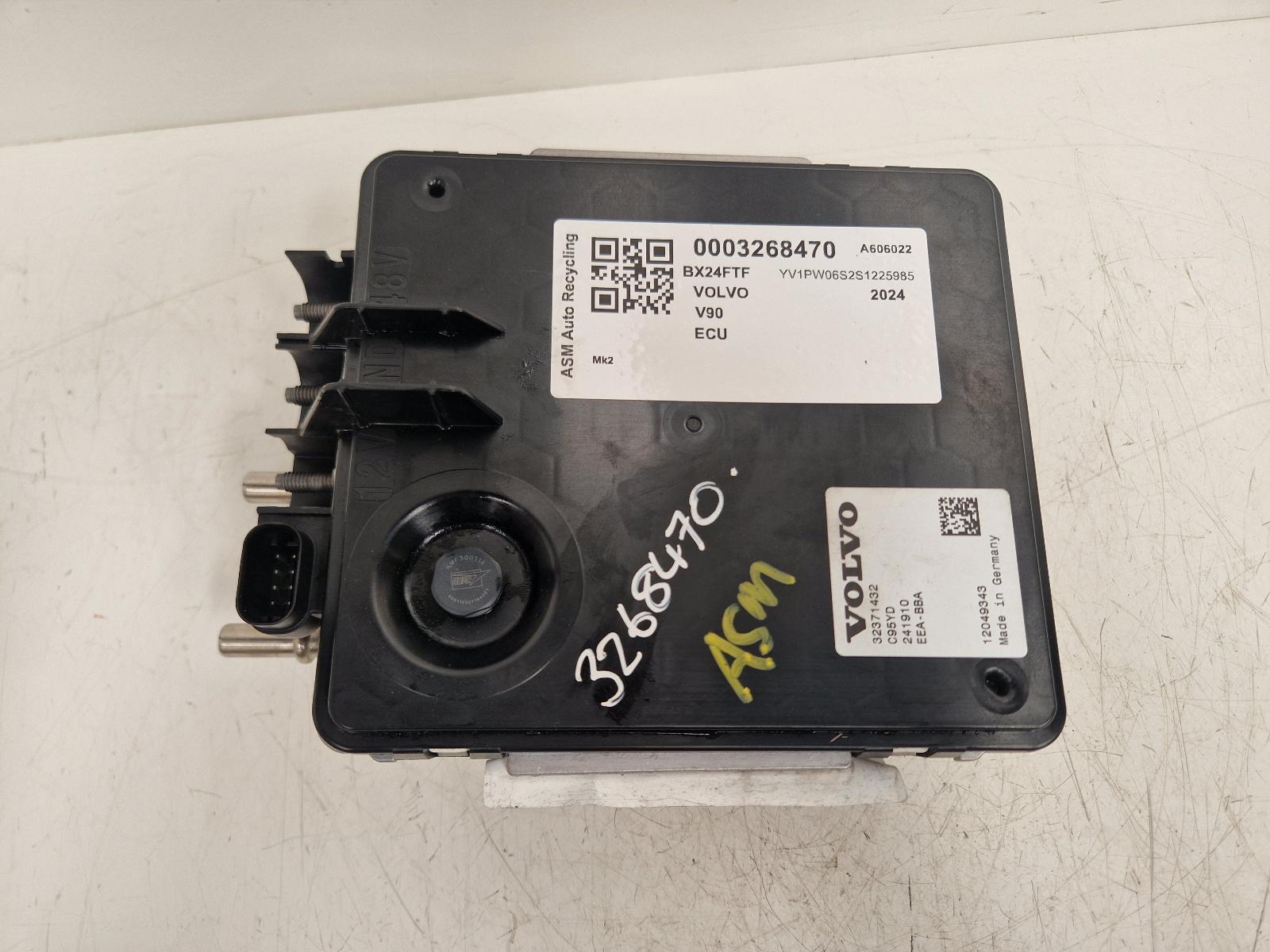 View Auto part ECU Volvo V90 2024