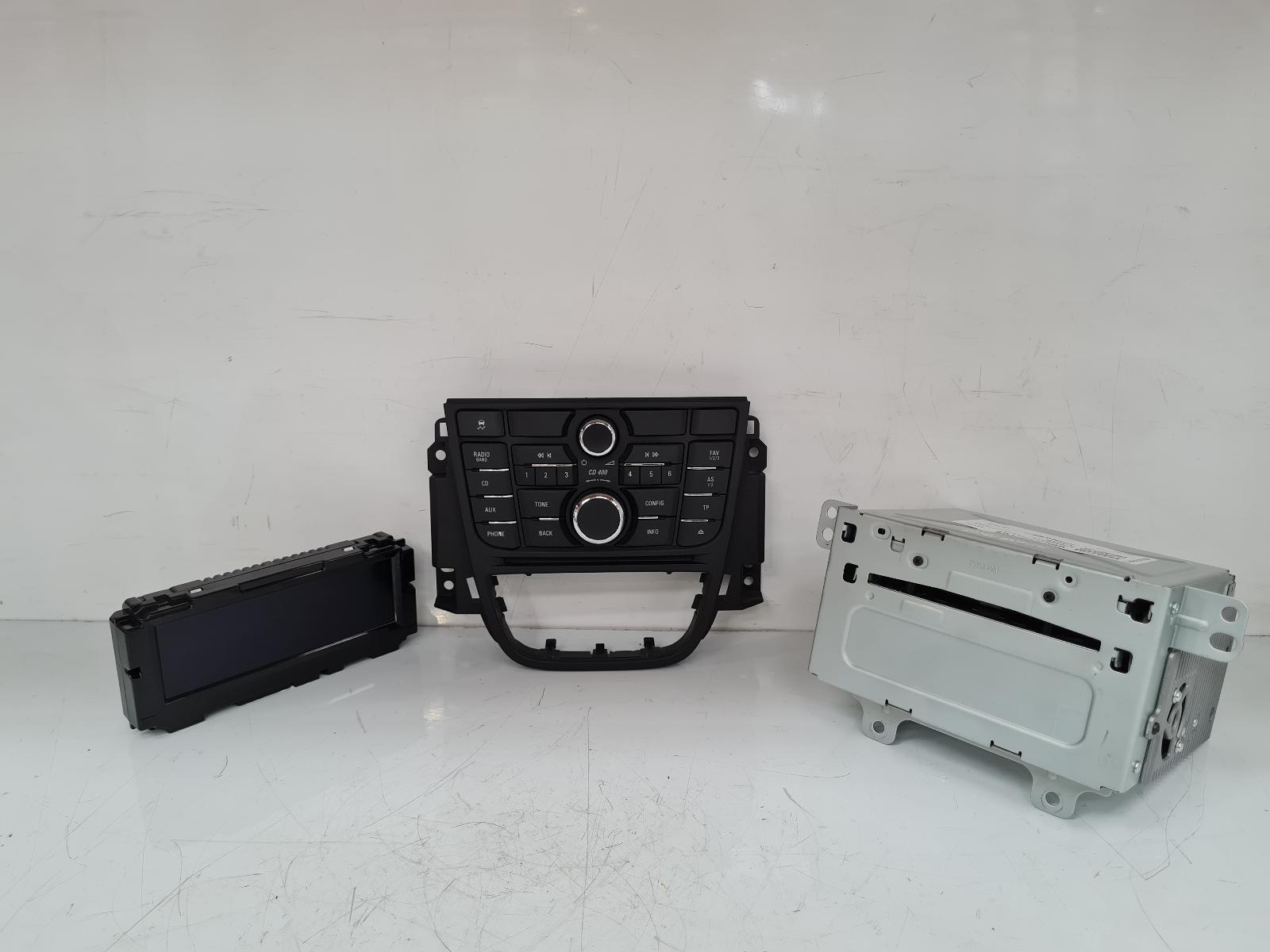 View Auto part A/V Equipment Vauxhall Meriva 2013