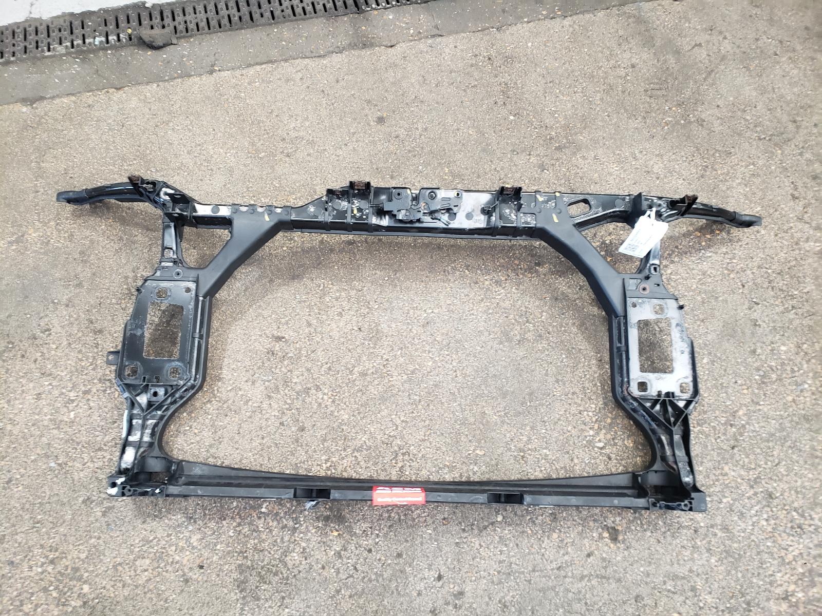 View Auto part Front Panel Audi A5 2009