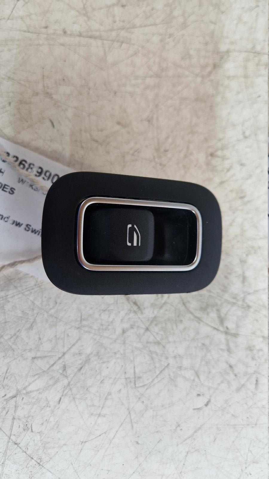 View Auto part Elect. Window Switch Mercedes A Class 2023