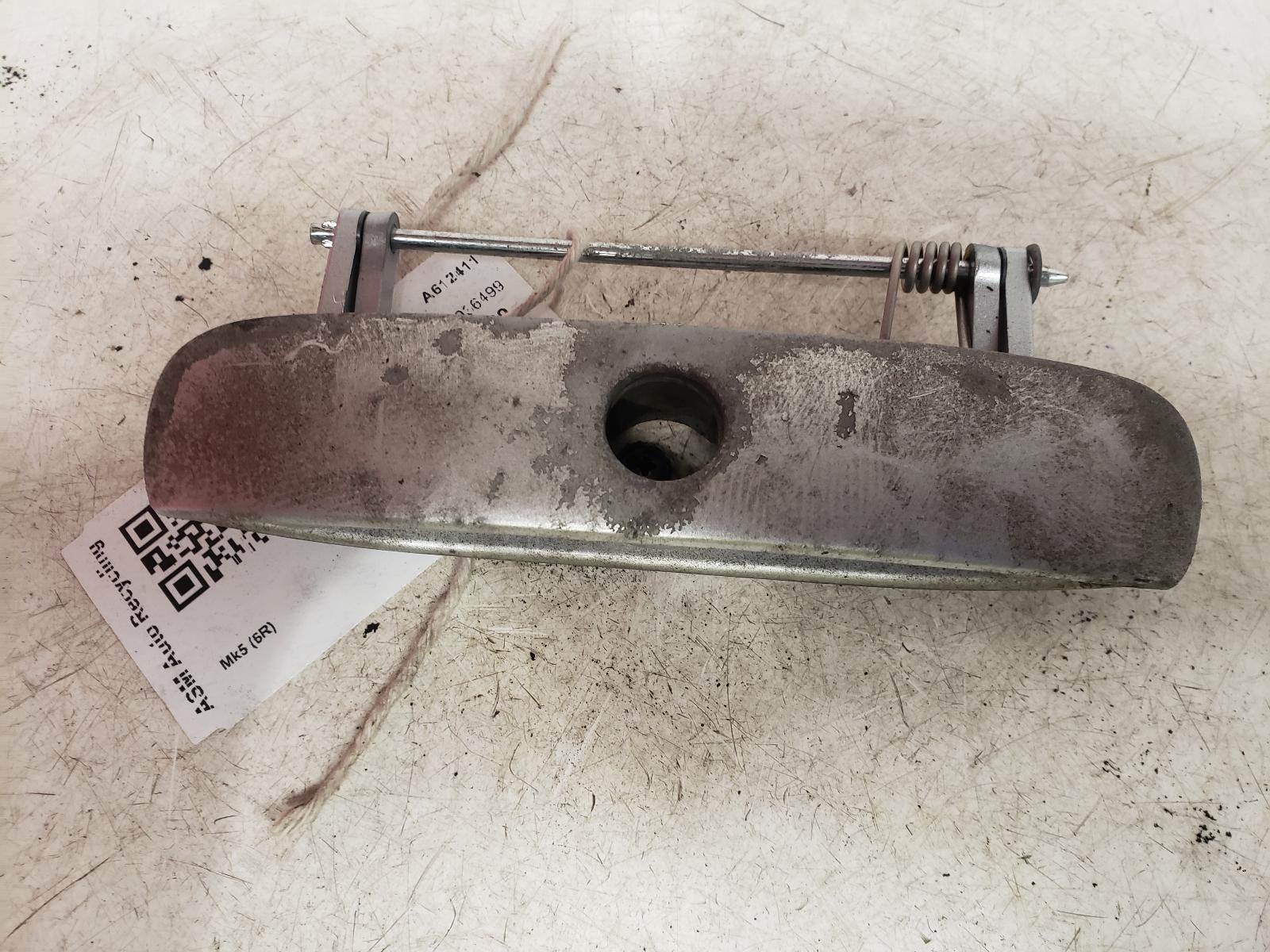 View Auto part Tailgate Handle Volkswagen Polo 2009