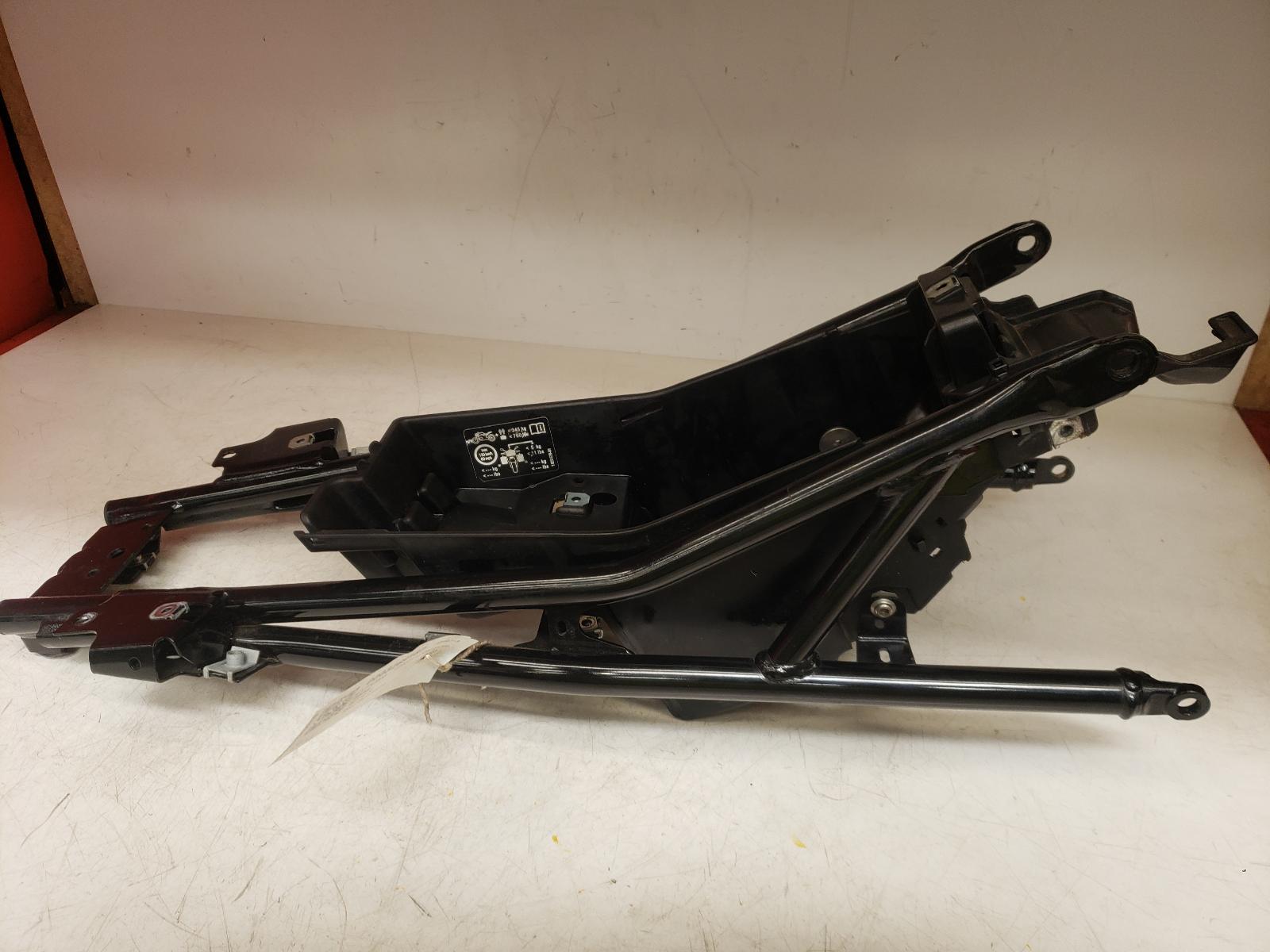 View Auto part Rear Subframe Bmw G 310 R 2023