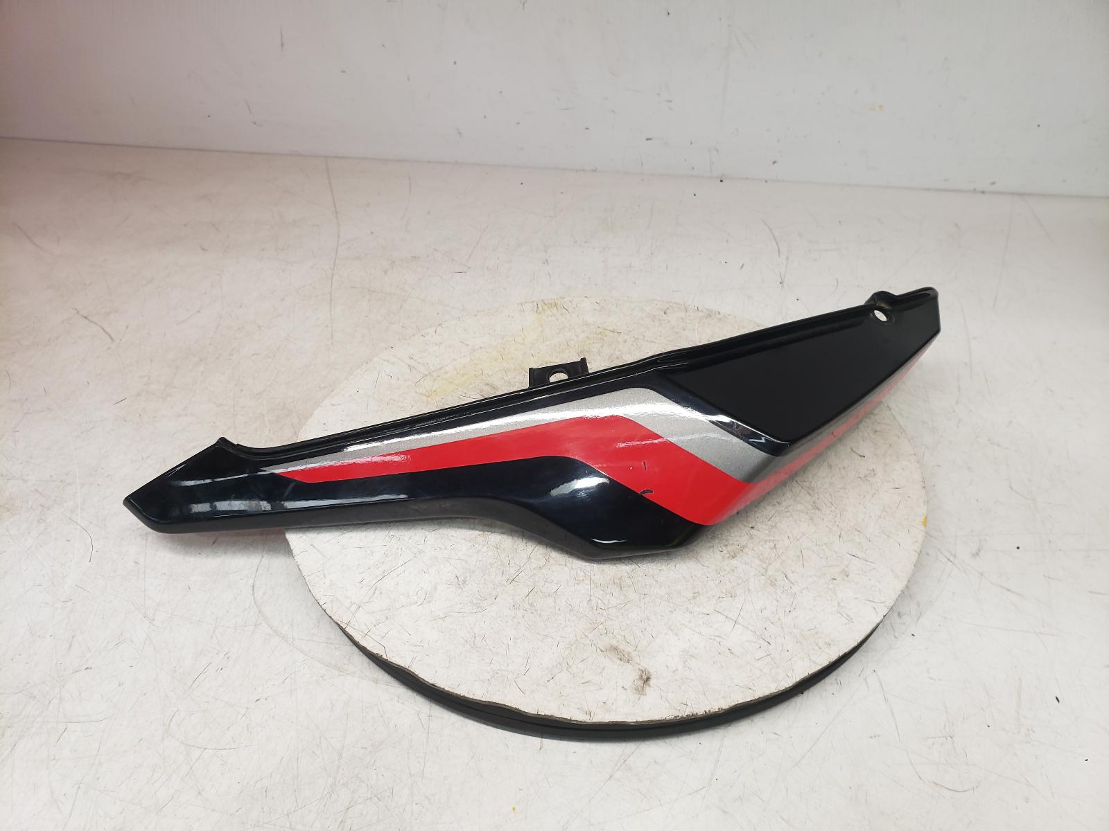 View Auto part Seat Cowl Bmw G 310 R 2023